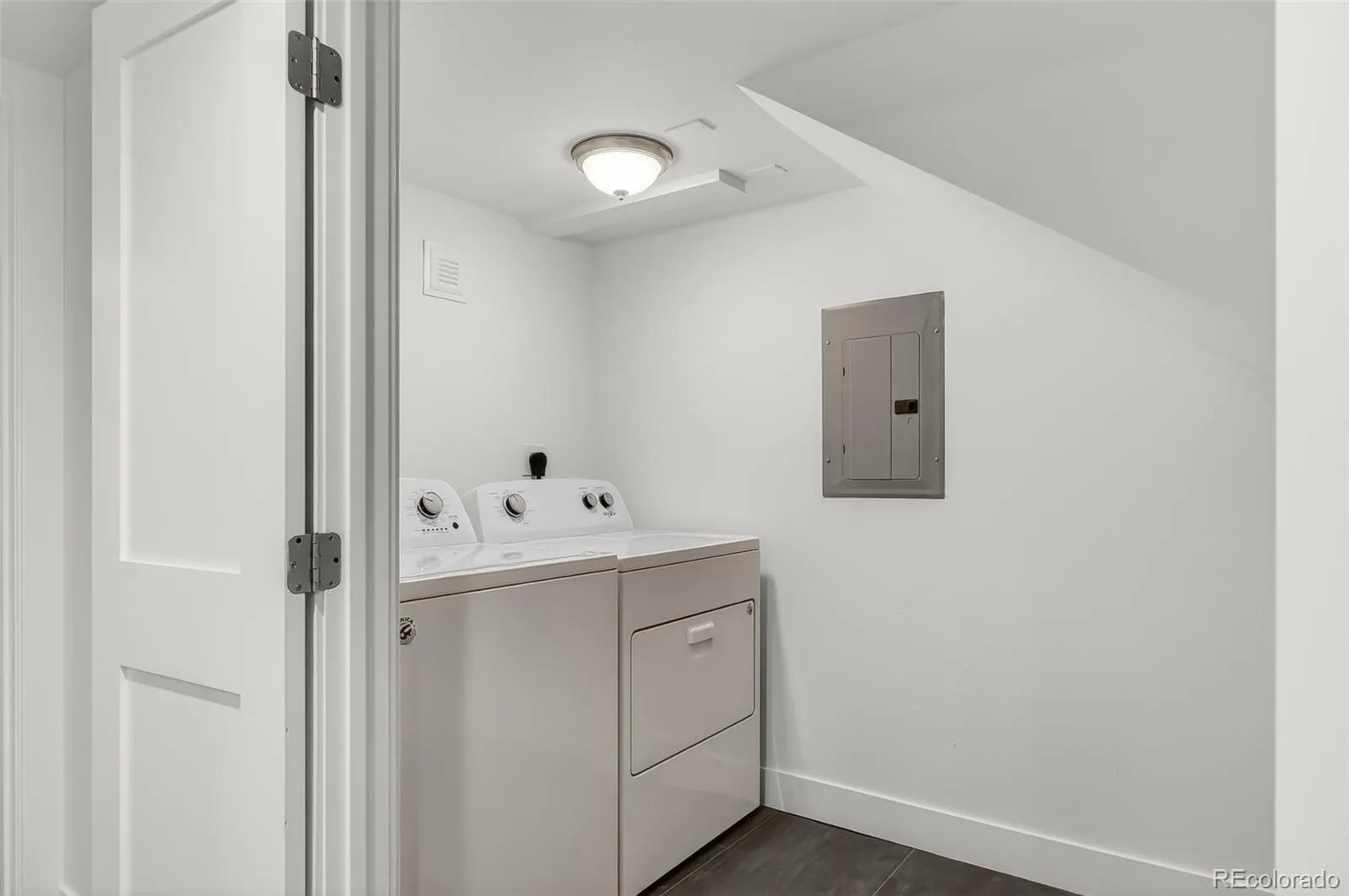 3351 W 36th Avenue Denver CO 80211 MLS #REC3051131 05052026132556 1600 34