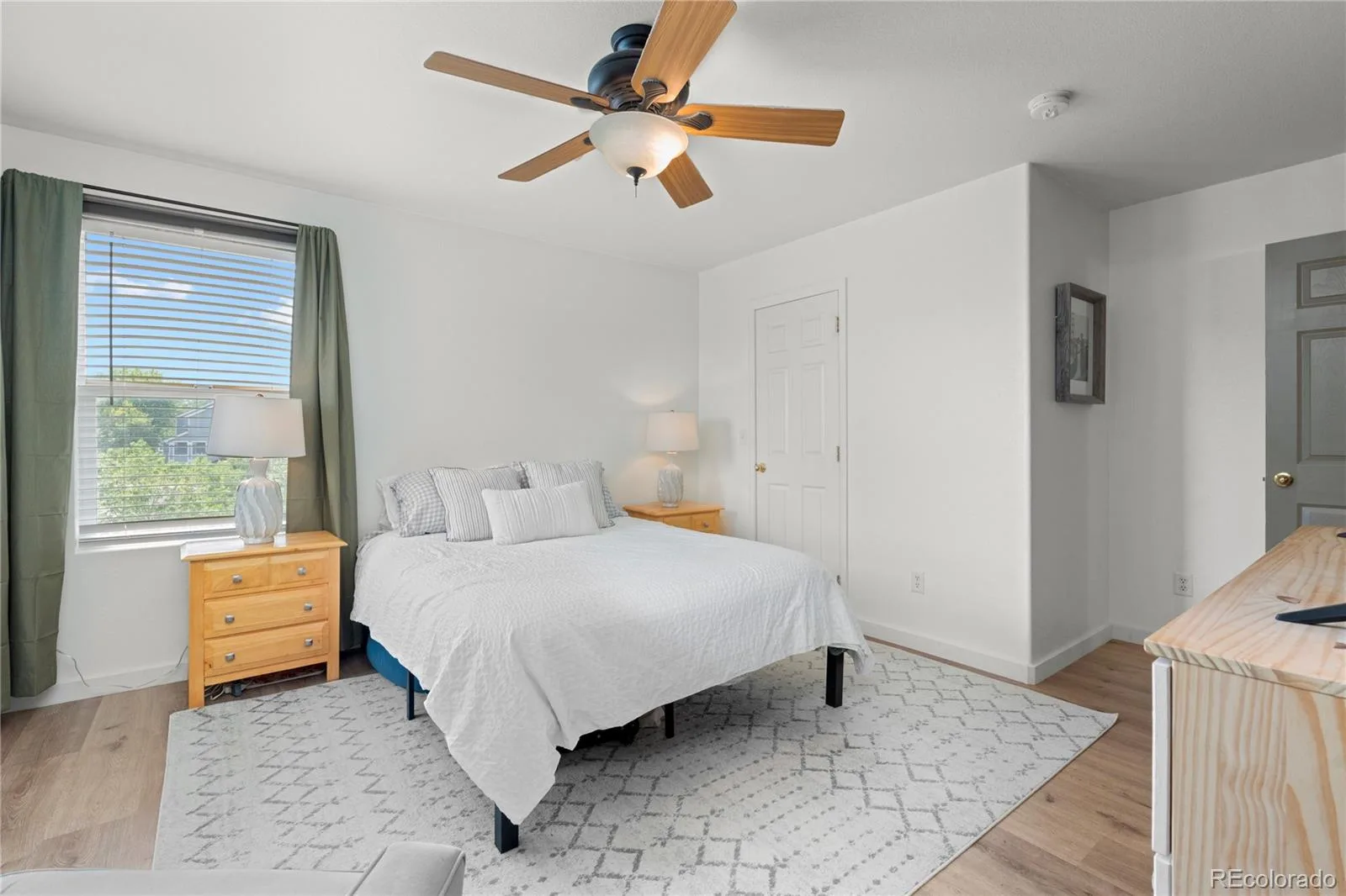 5350 S Picadilly Court Aurora CO 80015 | MLS #REC3051189 08042026153630 1600 14