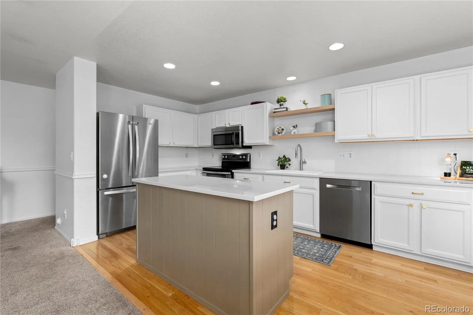 5350 S Picadilly Court Aurora CO 80015 | MLS #REC3051189 08042026153630 1600 6