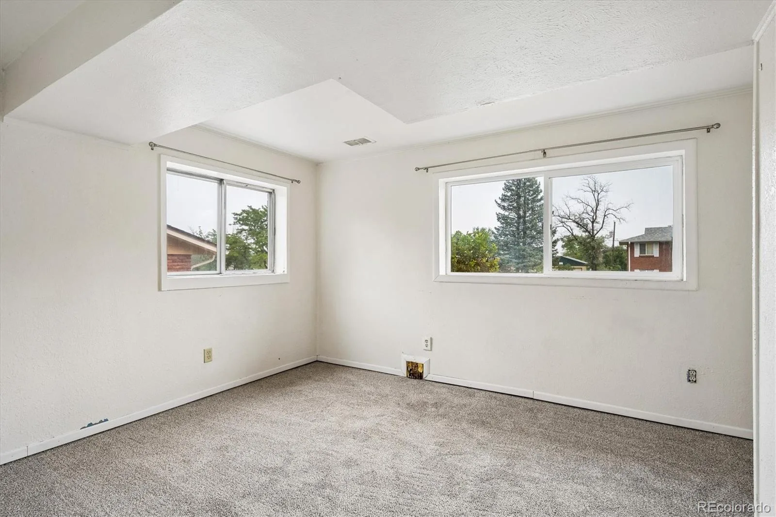 951-953 S Yarrow Street Lakewood CO 80226 | MLS #REC3054573 08072026165355 1600 12