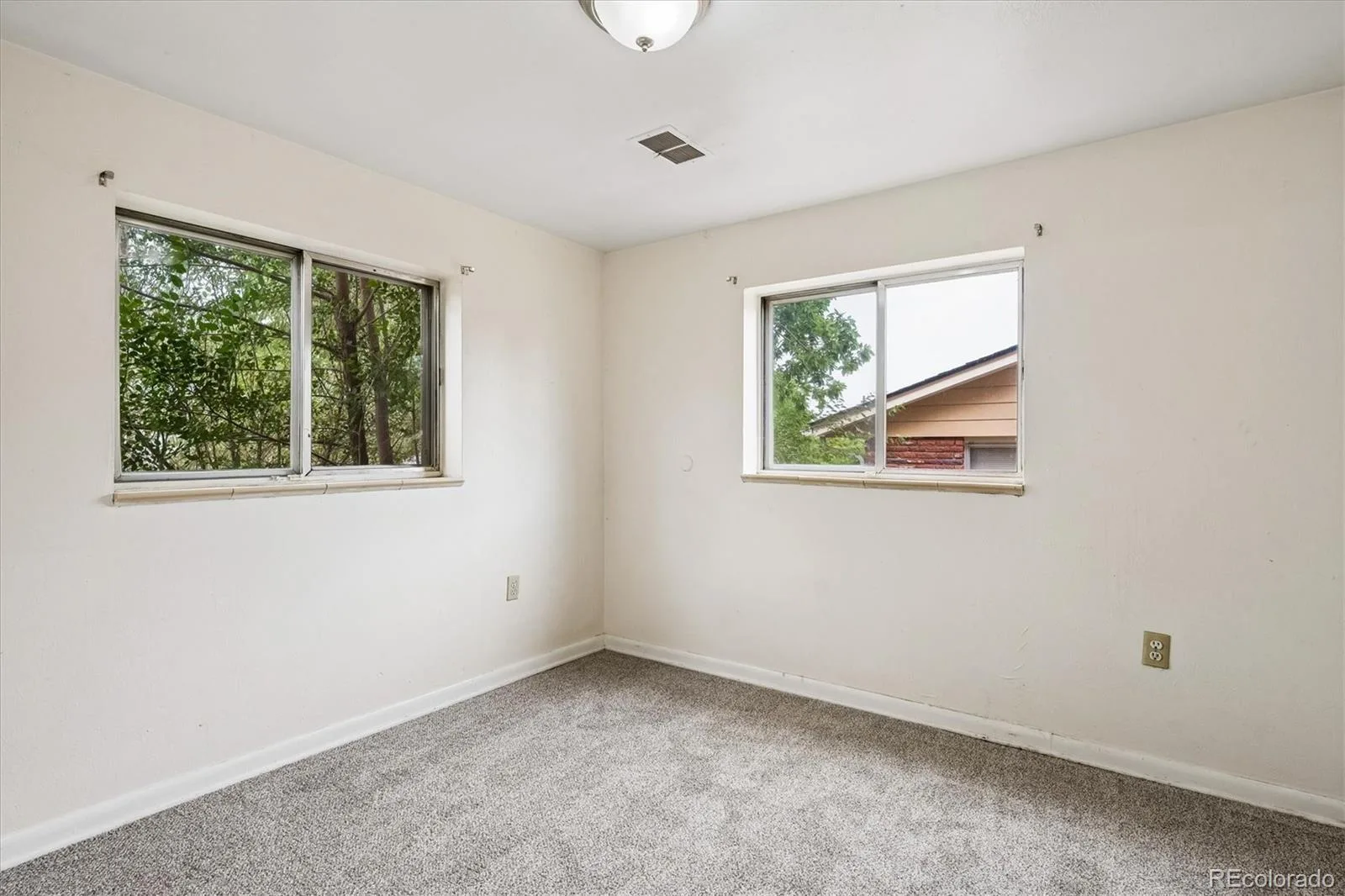 951-953 S Yarrow Street Lakewood CO 80226 | MLS #REC3054573 08072026165355 1600 13