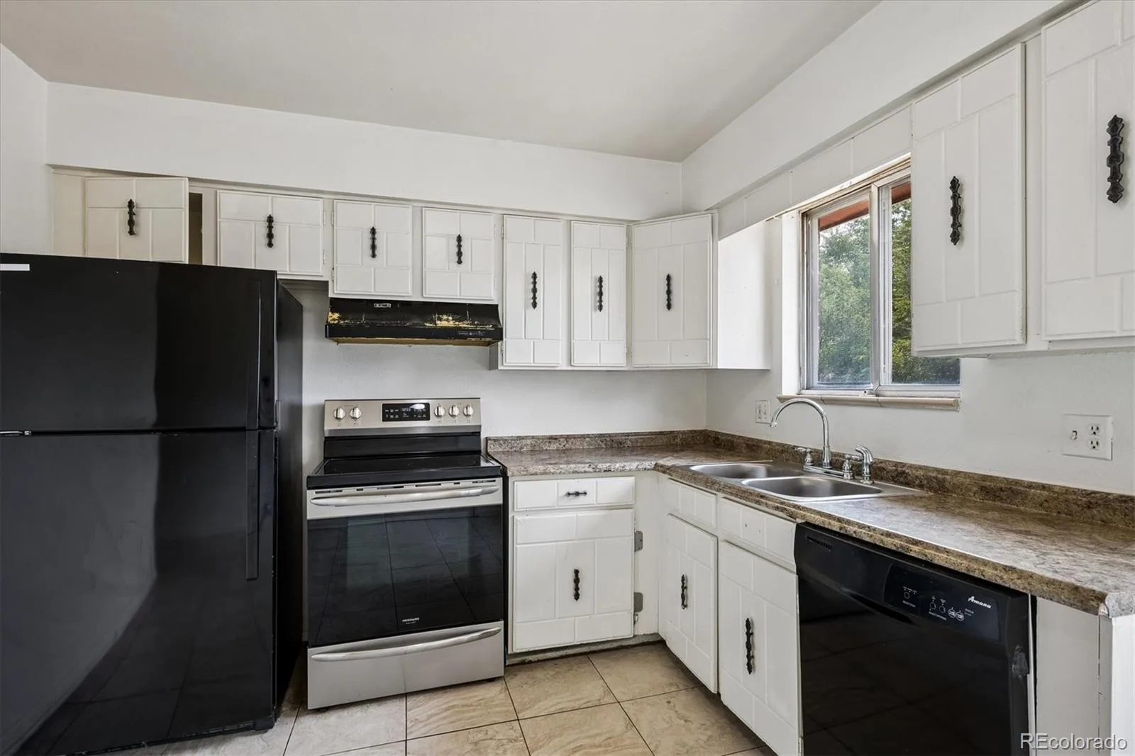 951-953 S Yarrow Street Lakewood CO 80226 | MLS #REC3054573 08072026165355 1600 31