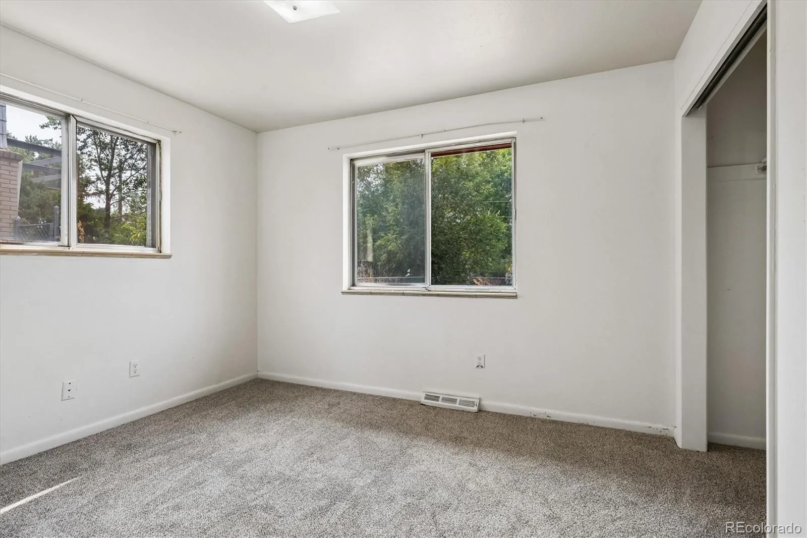 951-953 S Yarrow Street Lakewood CO 80226 | MLS #REC3054573 08072026165355 1600 33