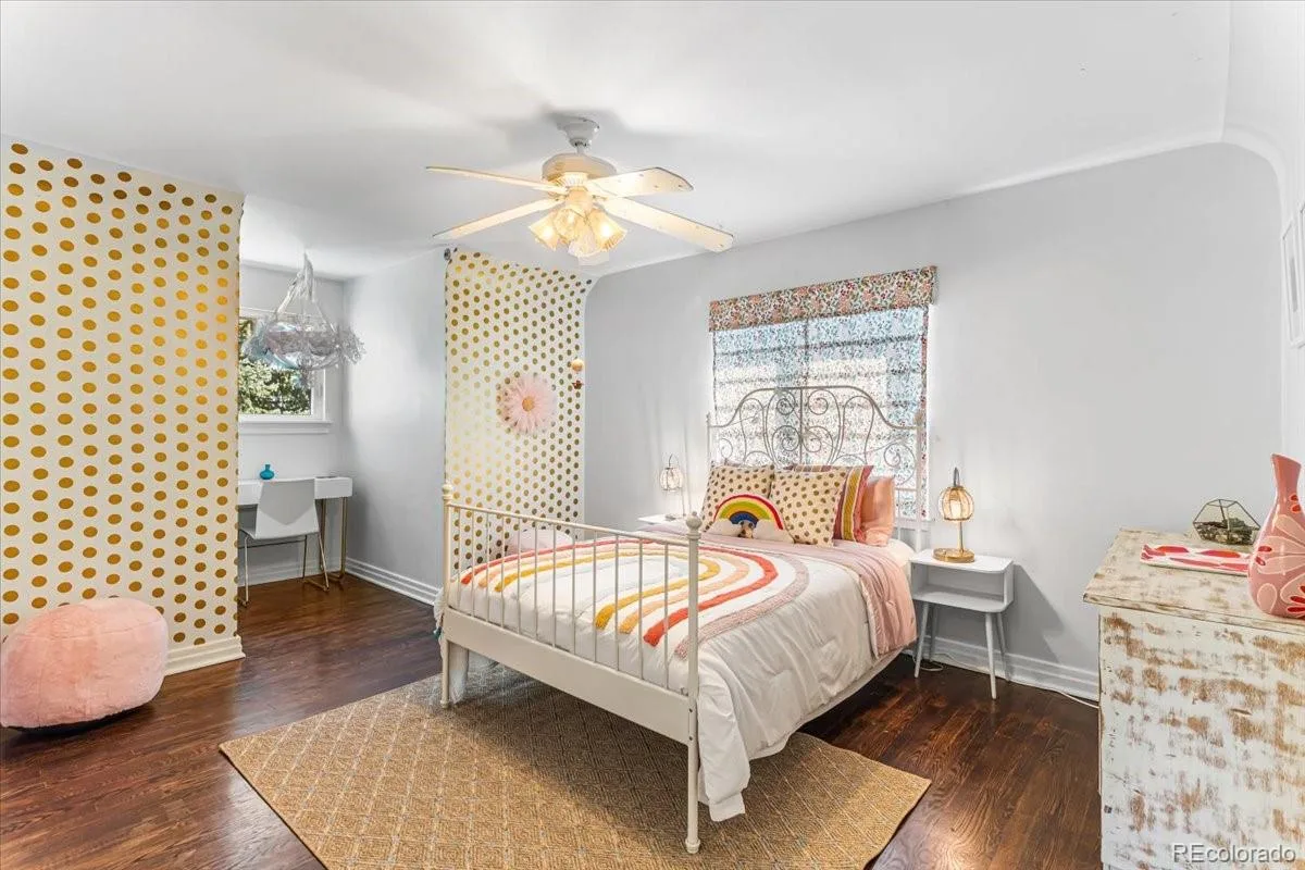 1533 N Oneida Street Denver CO 80220 | MLS #REC3055317 09232026085648 1200 22
