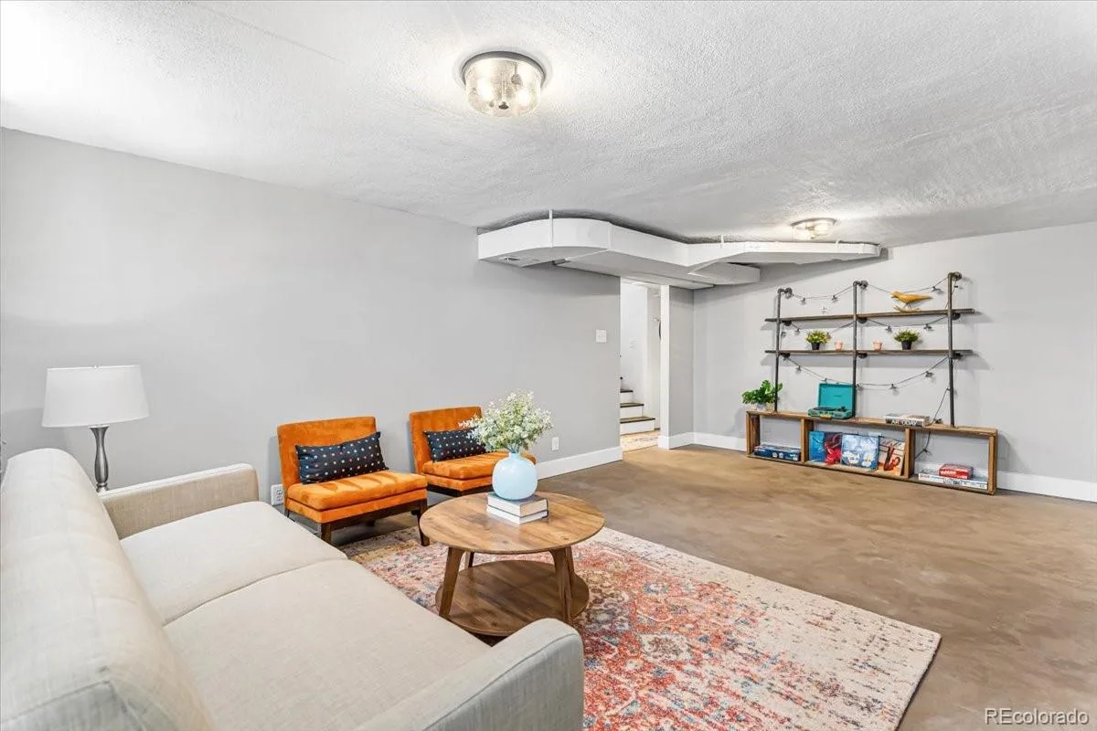 1533 N Oneida Street Denver CO 80220 | MLS #REC3055317 09232026085648 1200 26