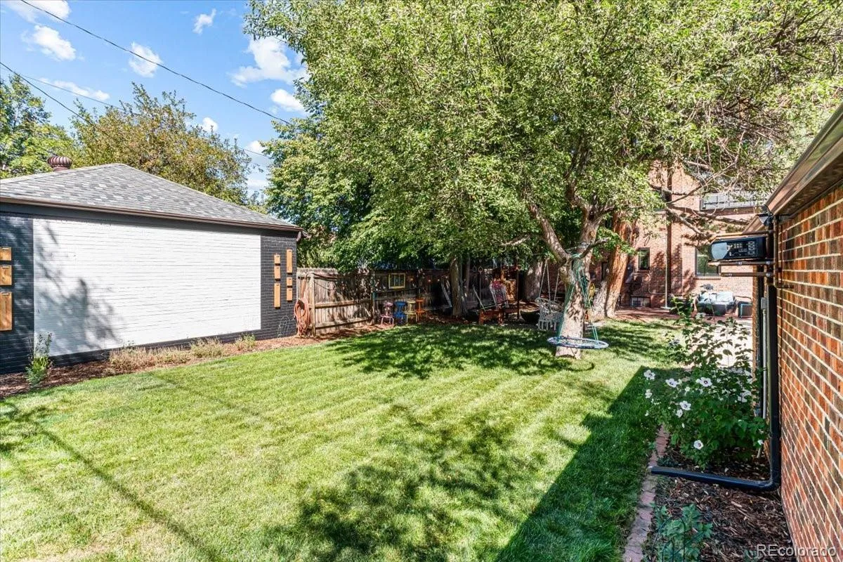 1533 N Oneida Street Denver CO 80220 | MLS #REC3055317 09232026085648 1200 36
