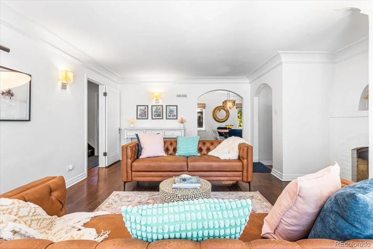 1533 N Oneida Street Denver CO 80220 | MLS #REC3055317 09232026085648 1200 7