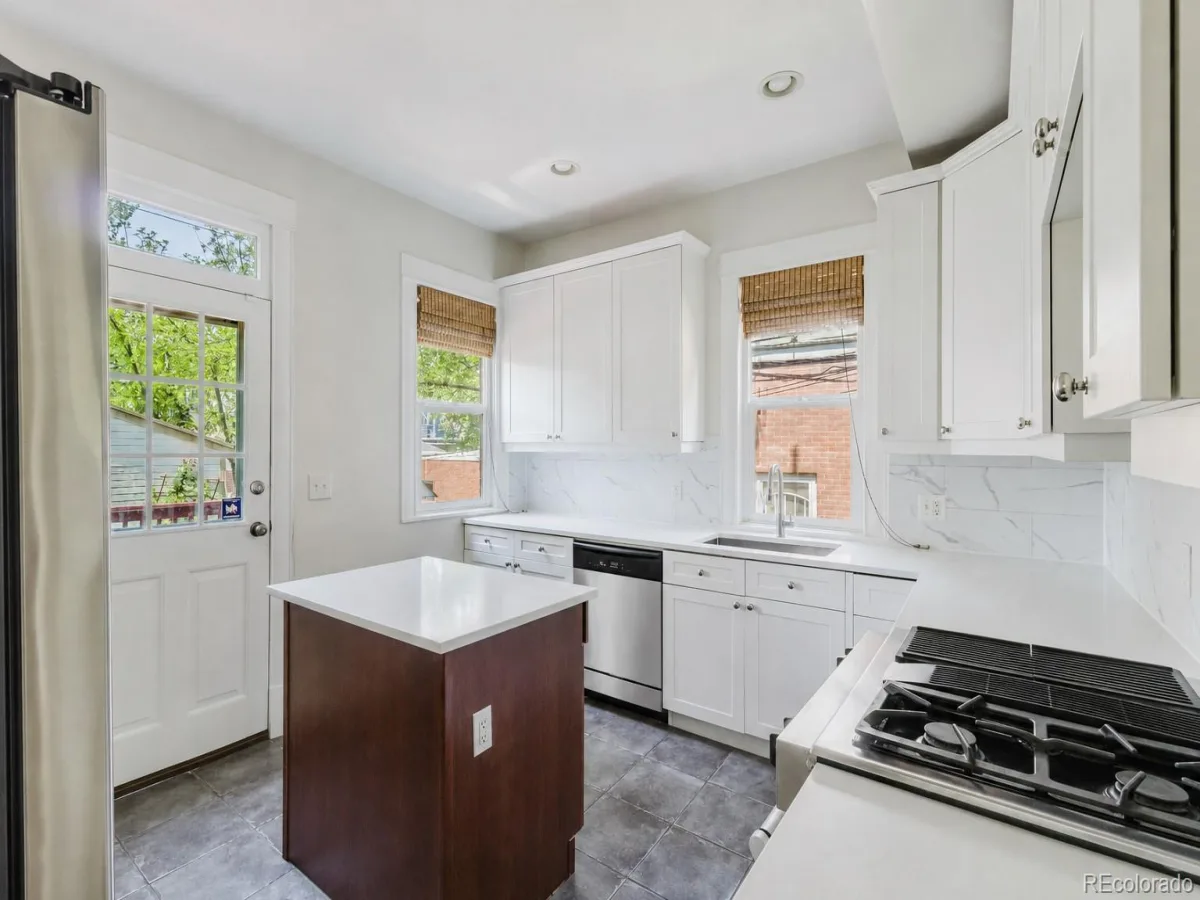 2001 N Gaylord Street Denver CO 80205 | MLS #REC3058614 08052026174442 1200 39