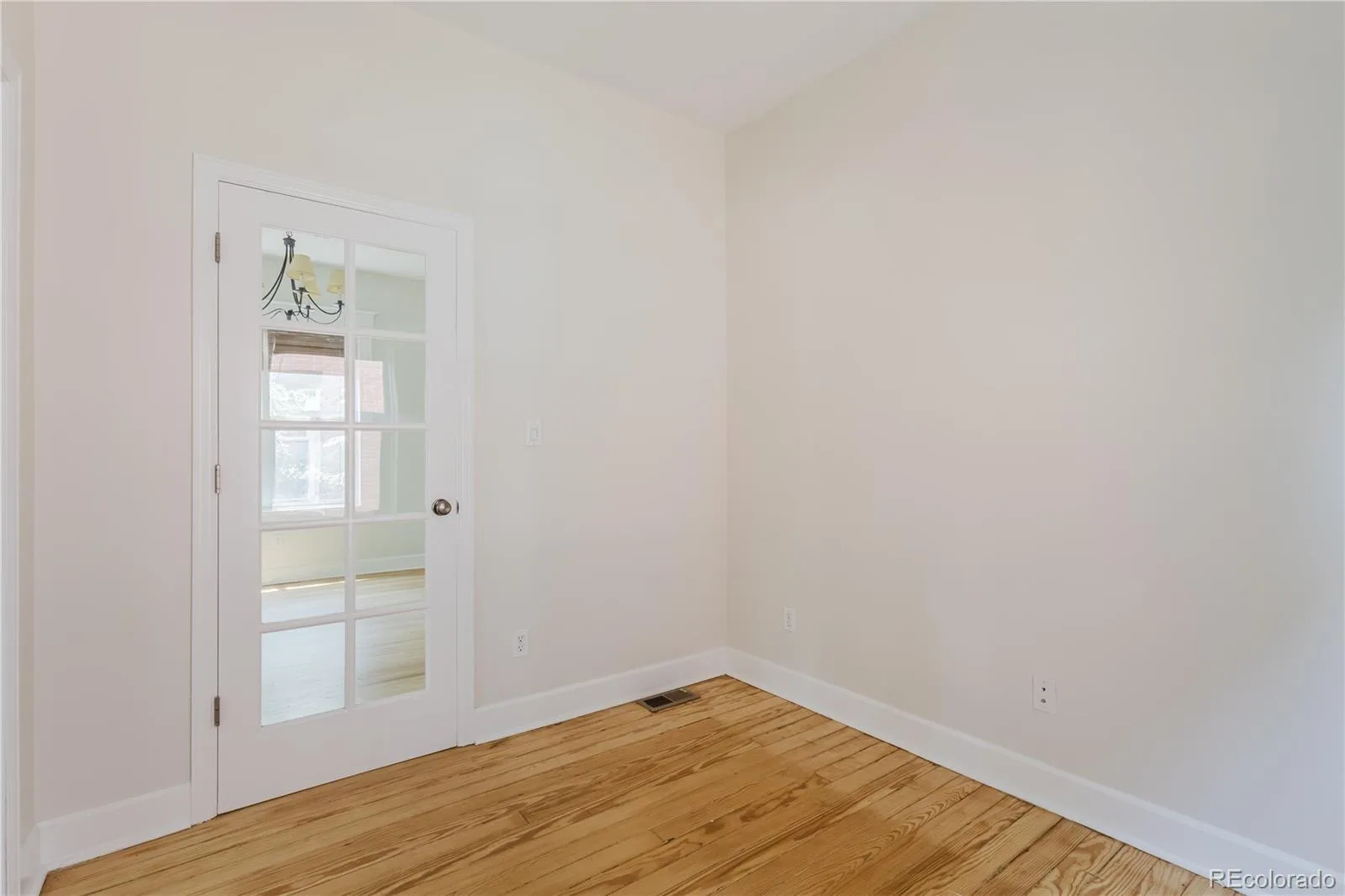 2001 N Gaylord Street Denver CO 80205 | MLS #REC3058614 08052026174442 1600 25