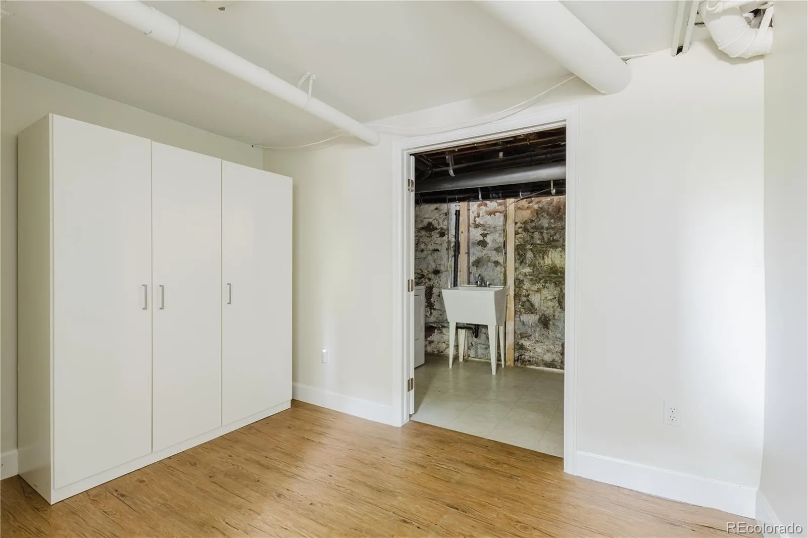 2001 N Gaylord Street Denver CO 80205 | MLS #REC3058614 08052026174442 1600 42