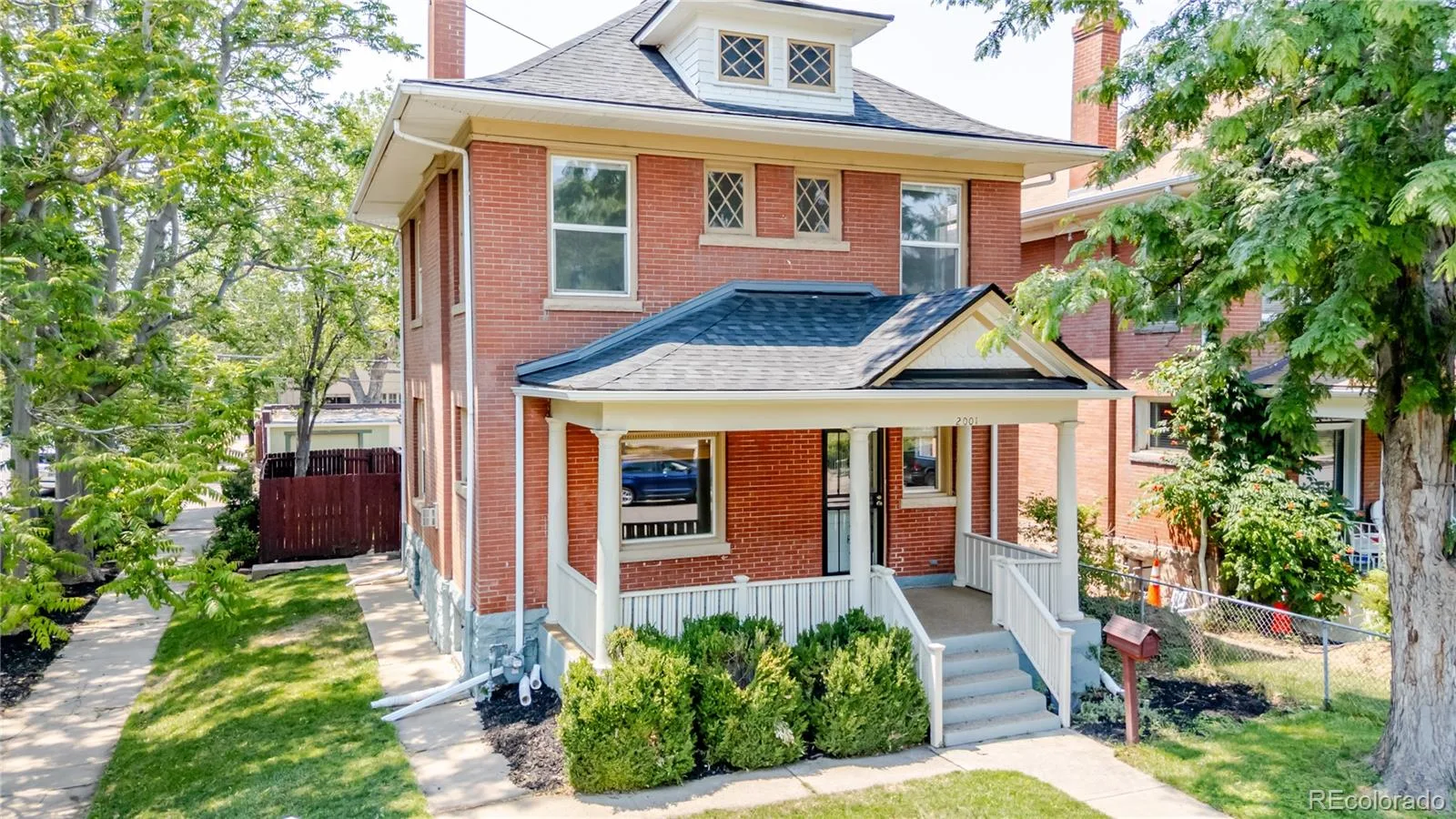 2001 N Gaylord Street Denver CO 80205 | MLS #REC3058614 08052026174442 1600 46