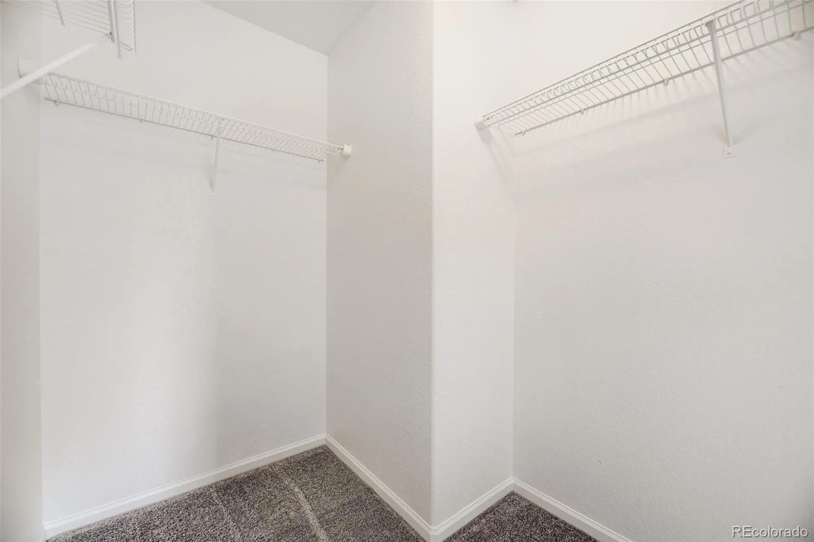 2831 S Walden Way Aurora CO 80013 | MLS #REC3058957 07282026185431 1600 21