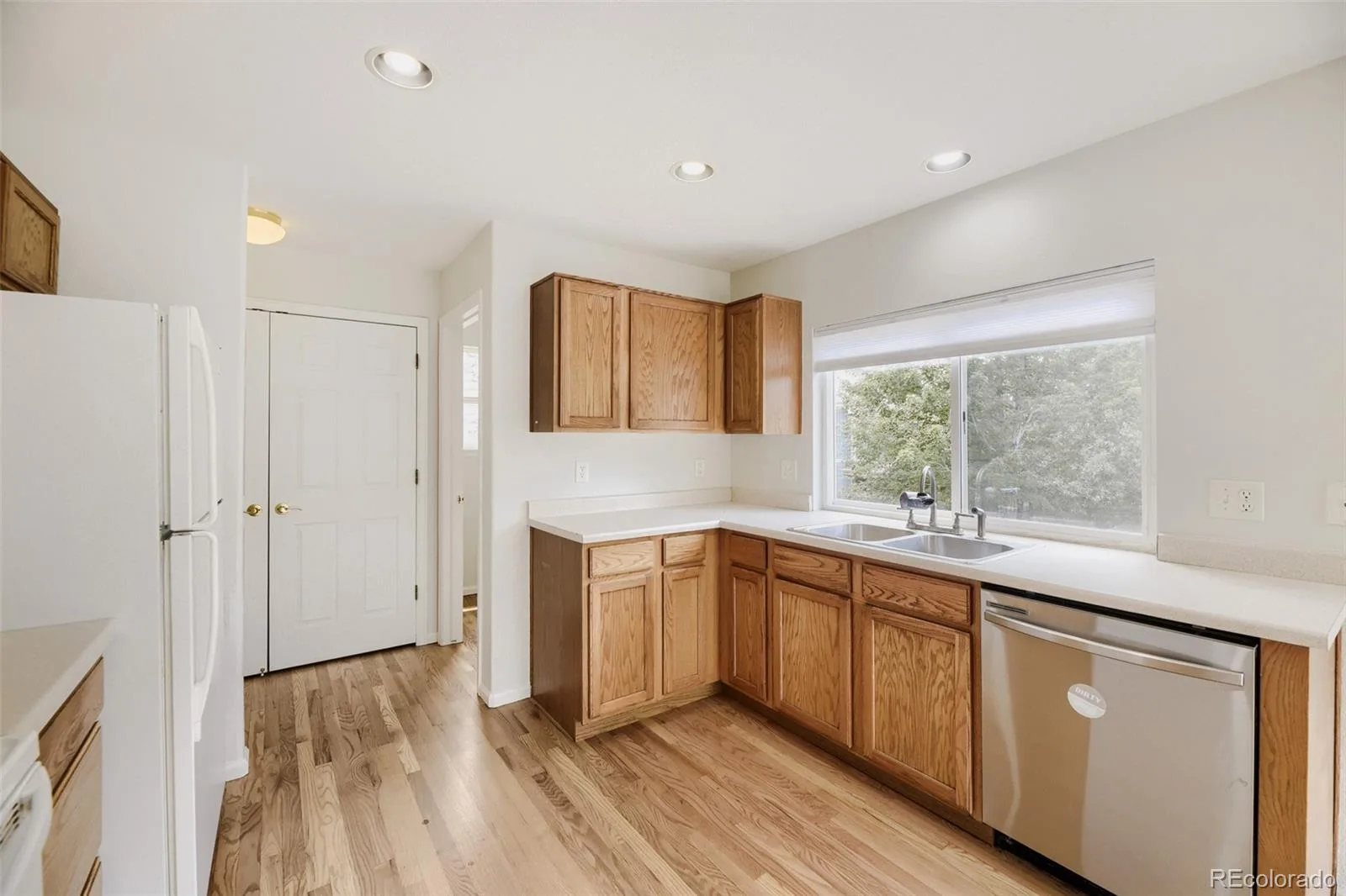 2831 S Walden Way Aurora CO 80013 | MLS #REC3058957 07282026185431 1600 9