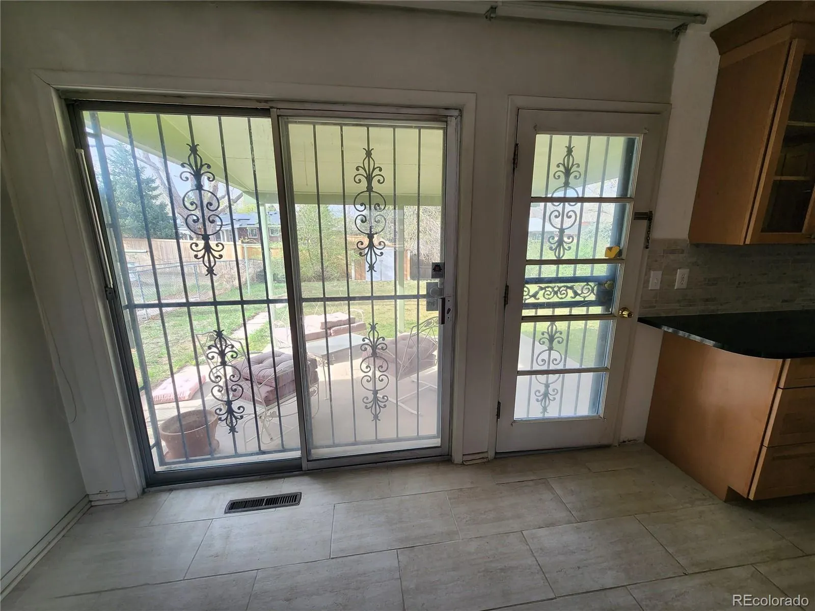 6525 E Harvard Avenue Denver CO 80224 MLS #REC3059954 04142026181221 1600 14