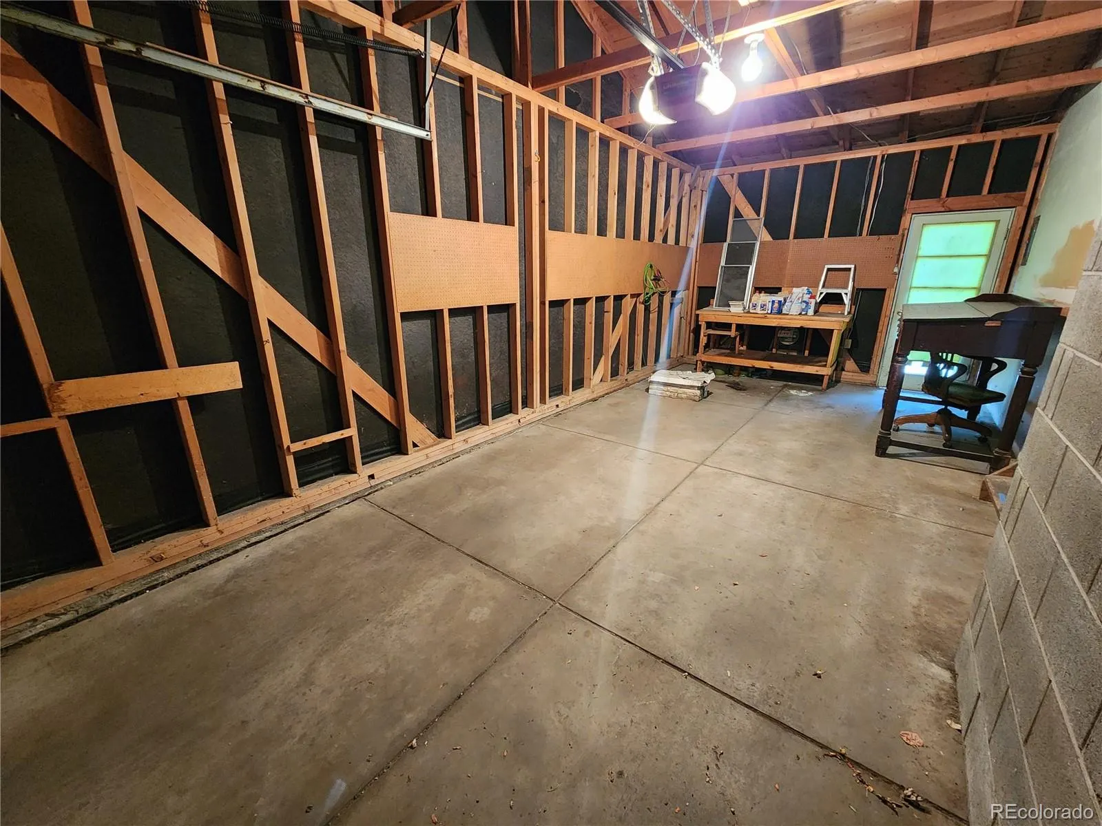 6525 E Harvard Avenue Denver CO 80224 MLS #REC3059954 04142026181221 1600 5
