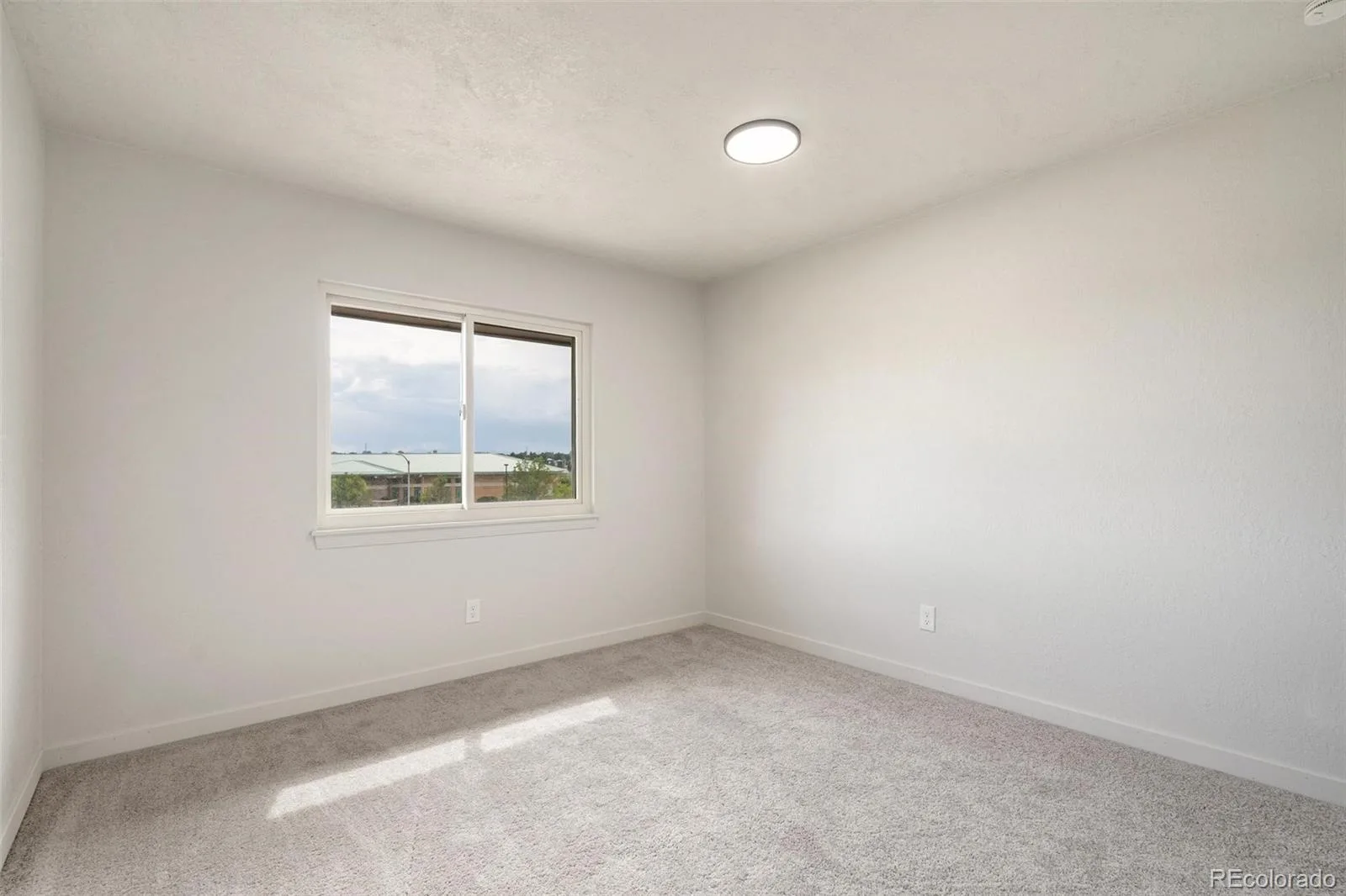 14502 E Walsh Place Aurora CO 80012 MLS #REC3060451 07122026140022 1600 22