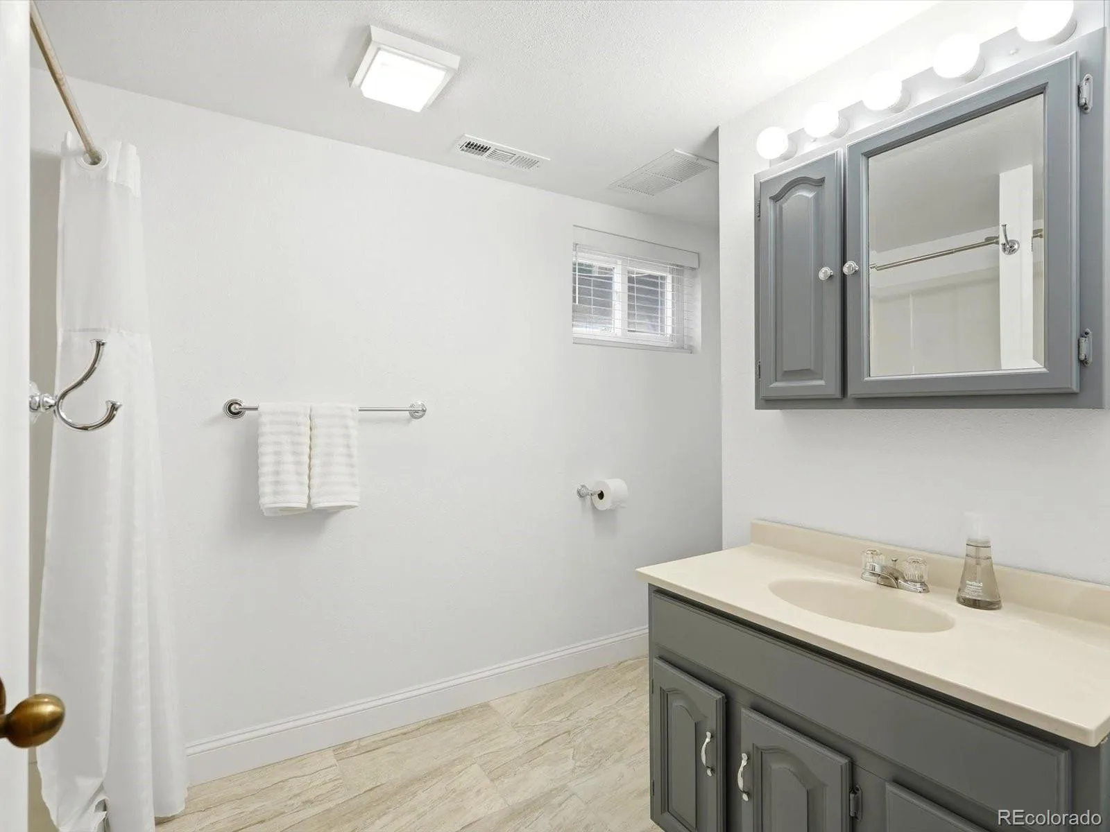 4062 W Greenwood Place Denver CO 80236 MLS #REC3060735 06082026232701 1600 25