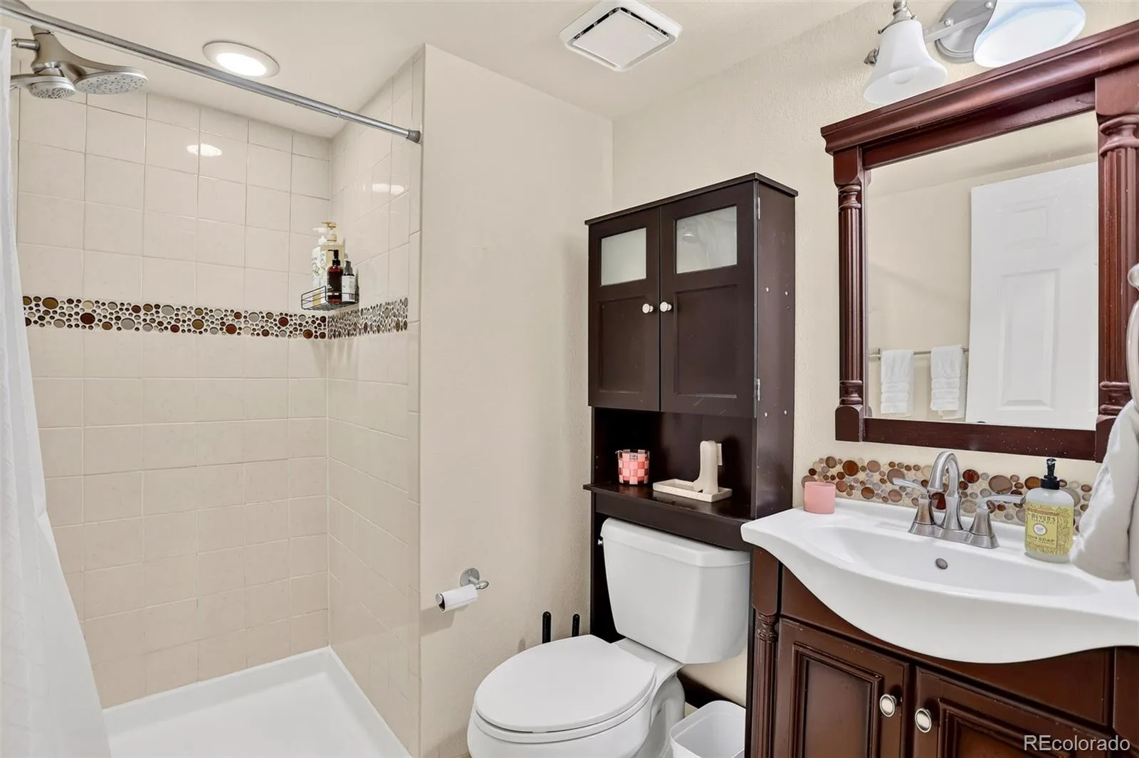 4120 S Ireland Court Aurora CO 80013 | MLS #REC3061395 07152026072813 1600 23