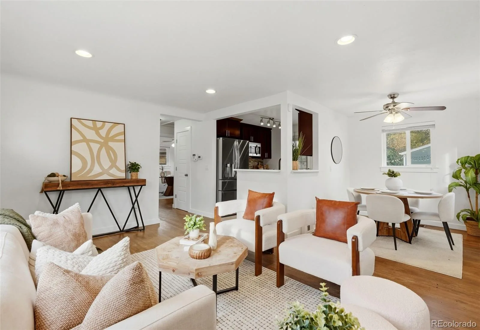 3030 Newport Street Denver CO 80207 | MLS #REC3061623 10092026004935 1600 1