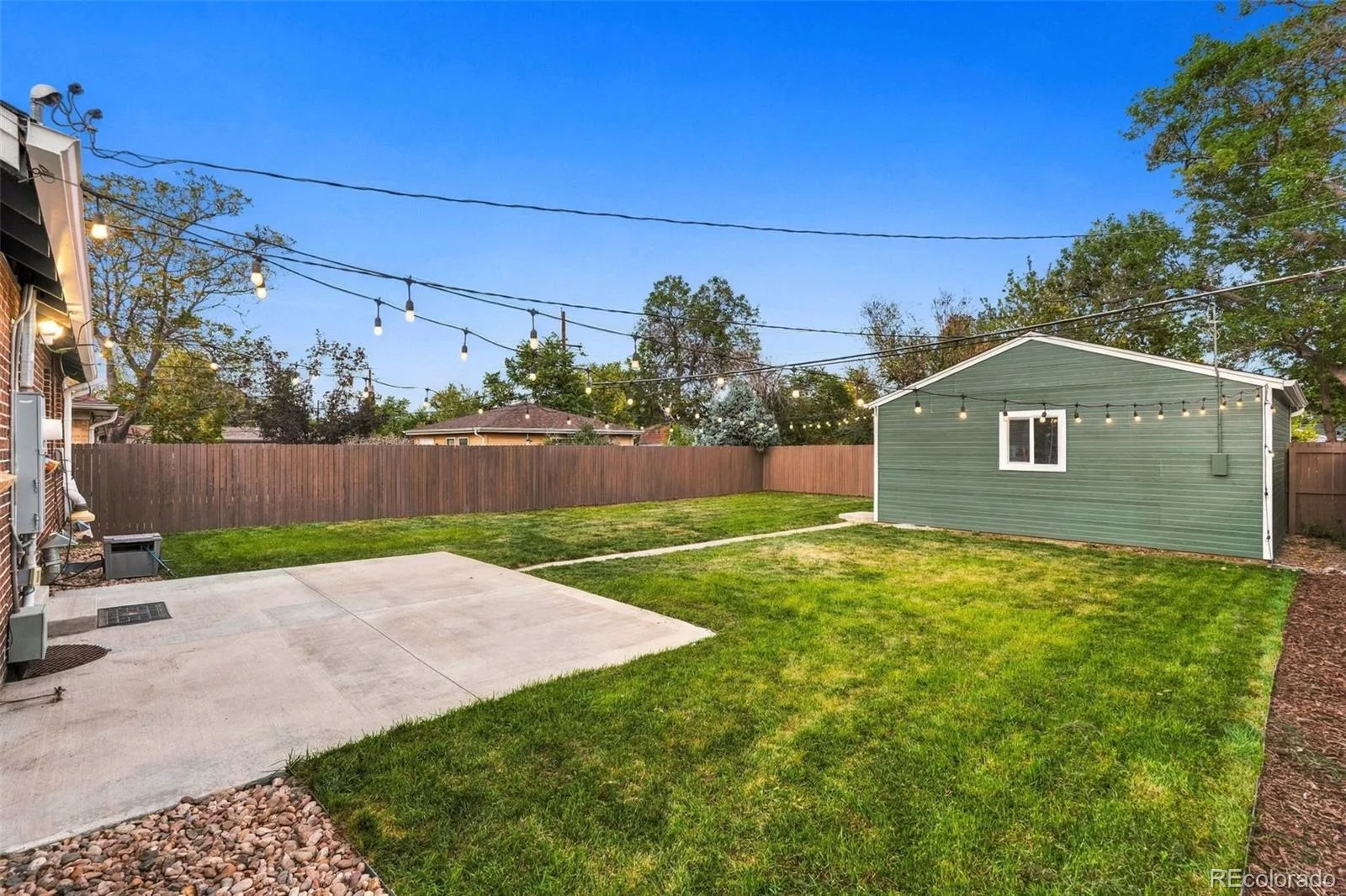 3030 Newport Street Denver CO 80207 | MLS #REC3061623 10092026004935 1600 25