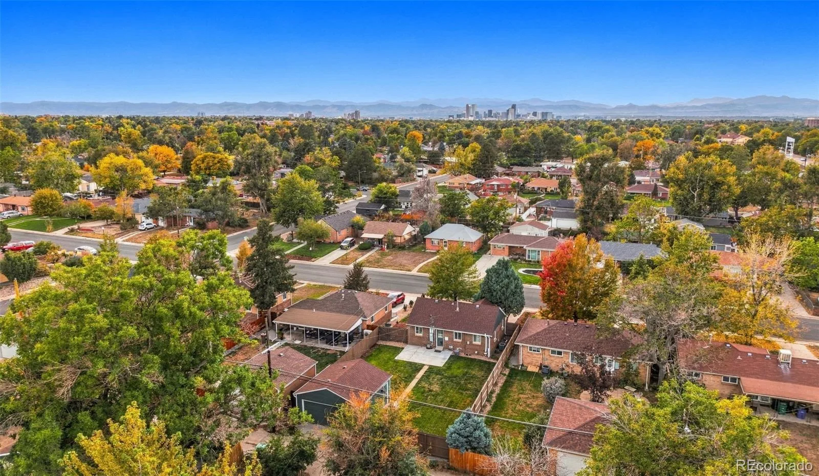 3030 Newport Street Denver CO 80207 | MLS #REC3061623 10092026004935 1600 32