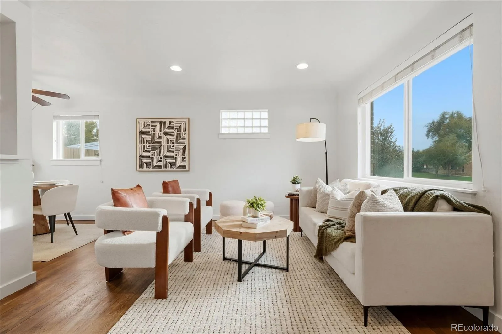 3030 Newport Street Denver CO 80207 | MLS #REC3061623 10092026004935 1600 4