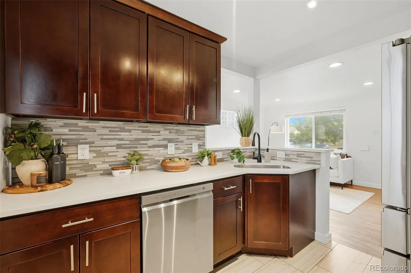 3030 Newport Street Denver CO 80207 | MLS #REC3061623 10092026004935 1600 9