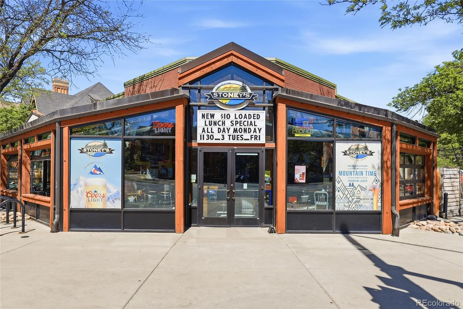 04232026042017 1600 35