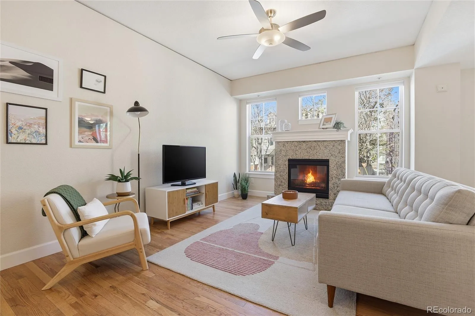 04232026042017 1600 6