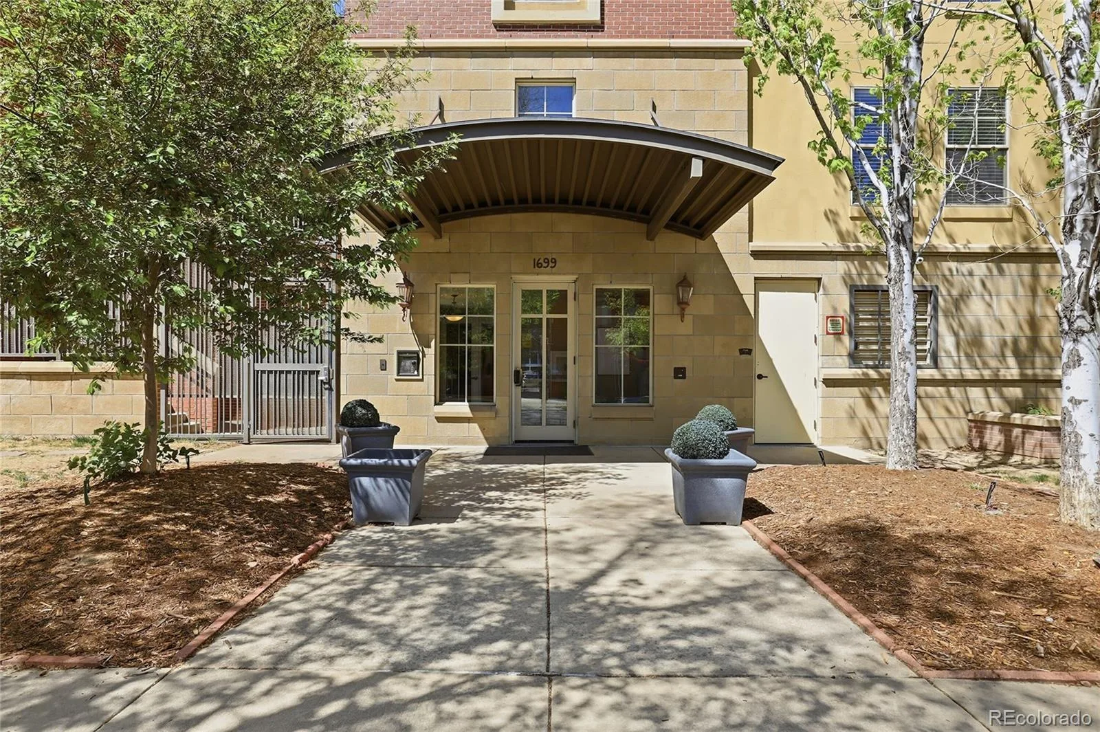 1699 N Downing Street #106 Denver CO 80218 MLS #REC3062035 06202026161047 1600 2