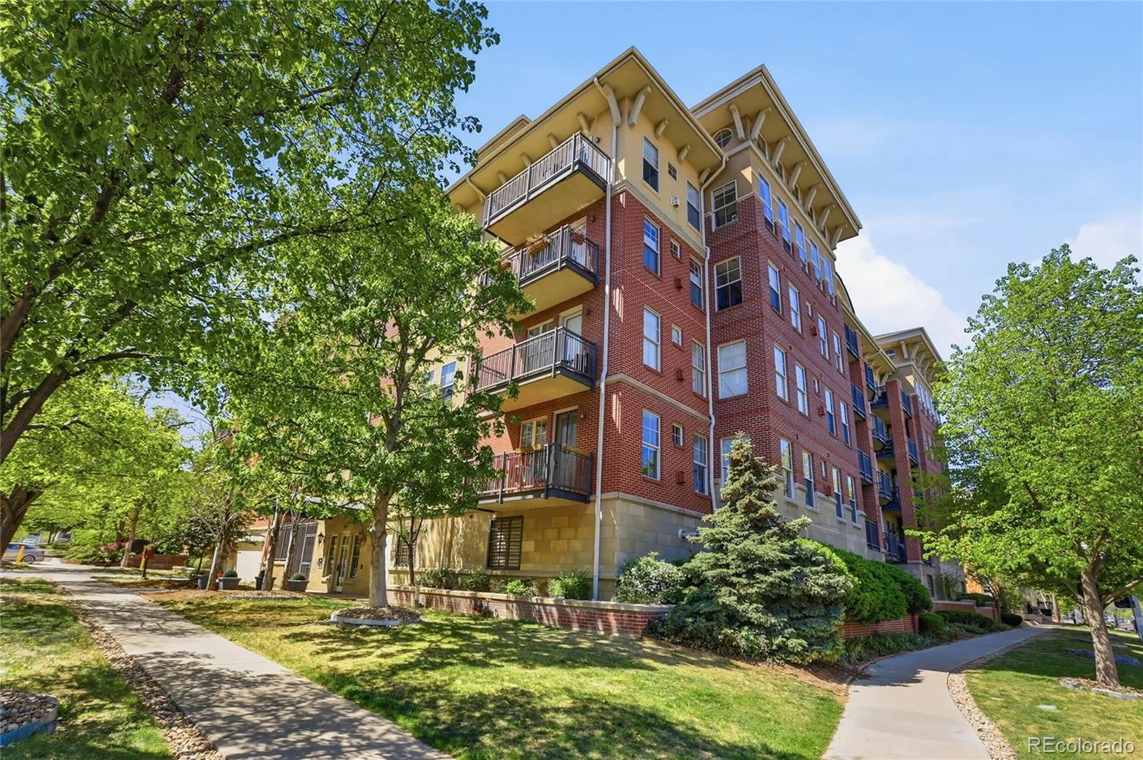 1699 N Downing Street #106 Denver CO 80218 MLS #REC3062035 06202026161047 1600 3