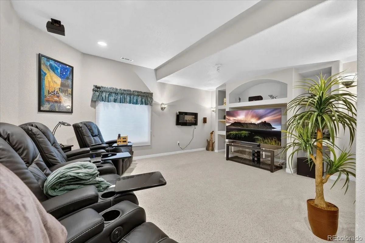 10852 Bobcat Terrace Lone Tree CO 80124 | MLS #REC3062122 08212026133622 1200 34