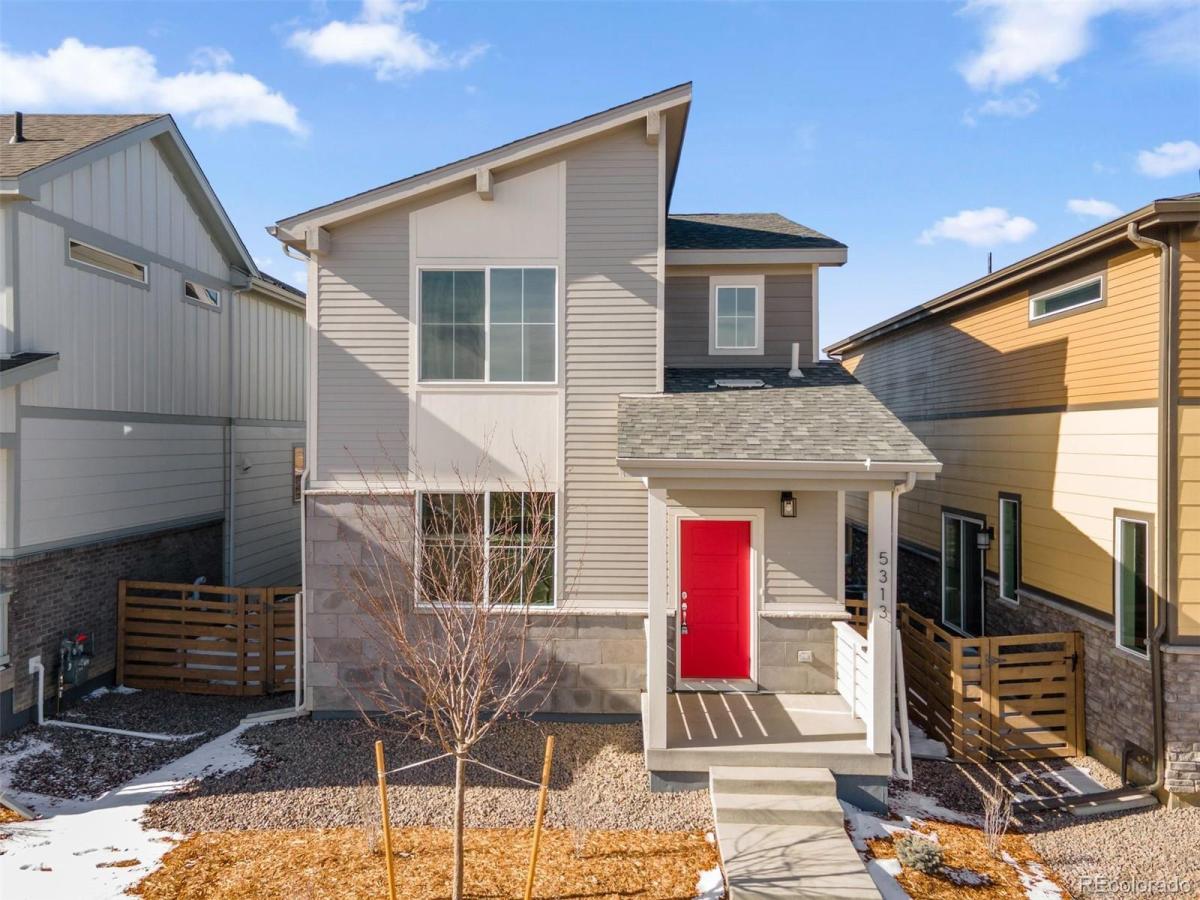 5313 N Elk Street Aurora CO 80019 | MLS #REC3062877 MLS #REC3062877 image #0
