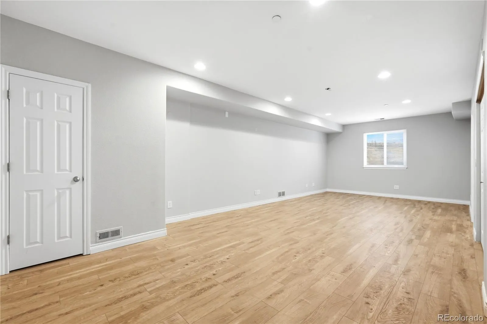 6911 Buckskin Drive Littleton CO 80125 | MLS #REC3063078 05282026030640 1600 18