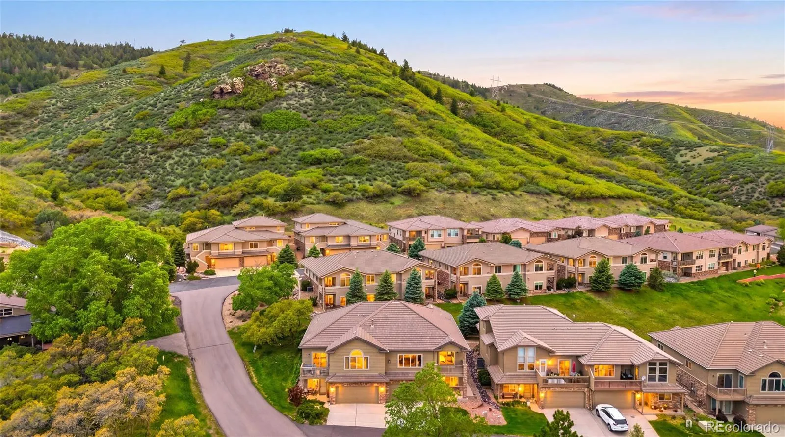 6911 Buckskin Drive Littleton CO 80125 | MLS #REC3063078 05282026030640 1600 24