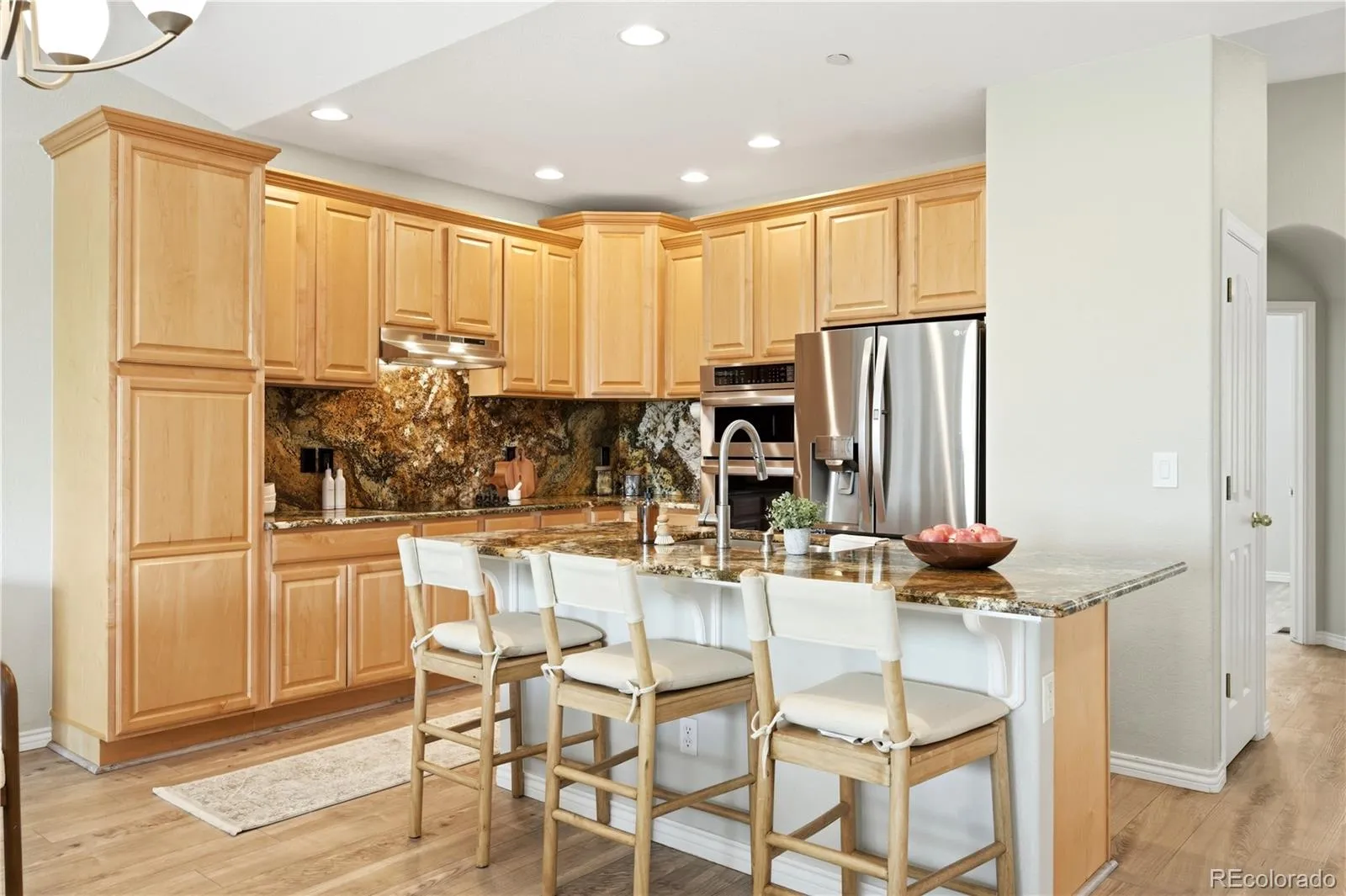 6911 Buckskin Drive Littleton CO 80125 | MLS #REC3063078 05282026030640 1600 4