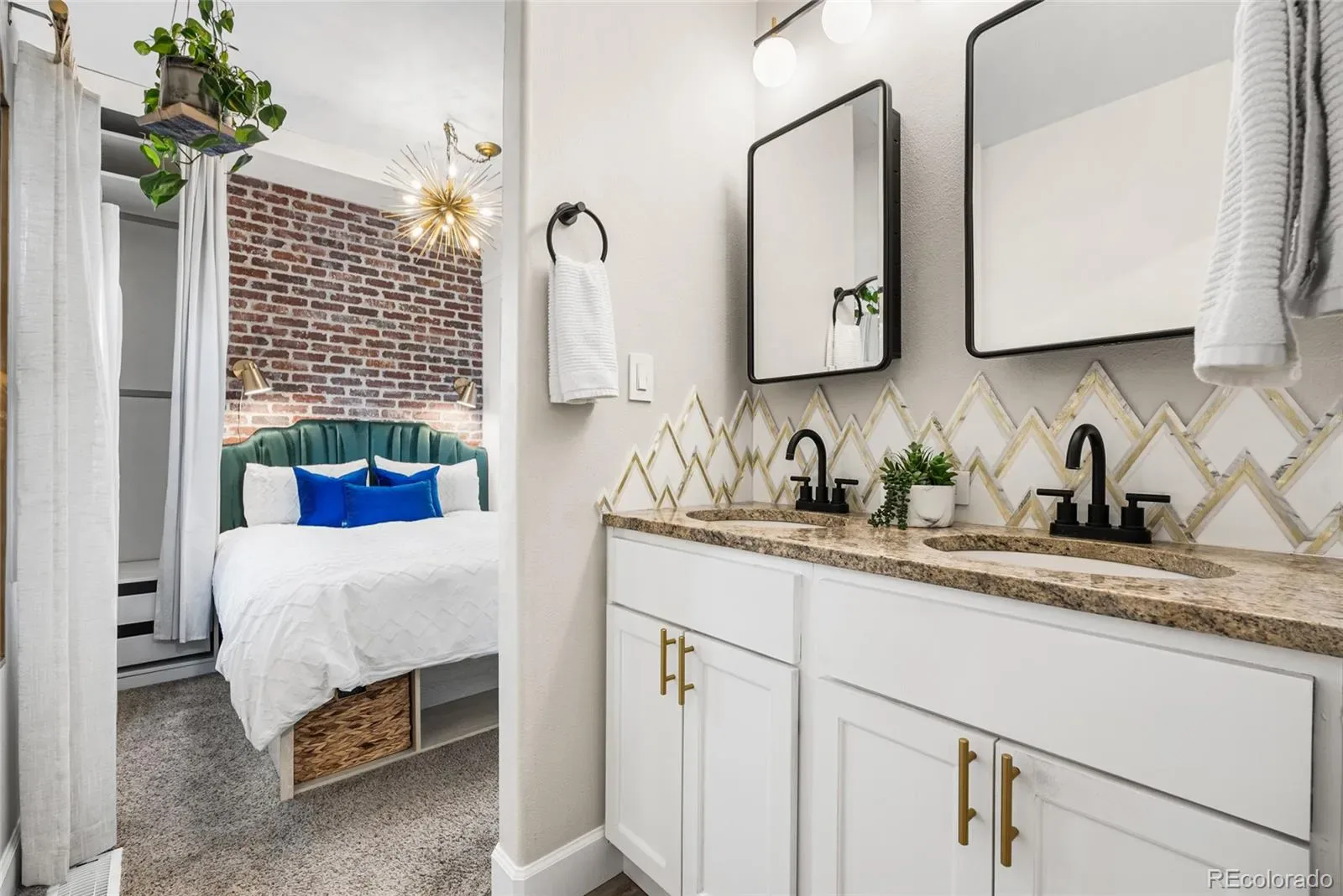 03232026011906 1600 18