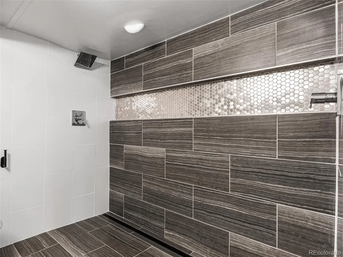4975 Knox Court Denver CO 80221 MLS #REC3063182 05062026230804 1200 30