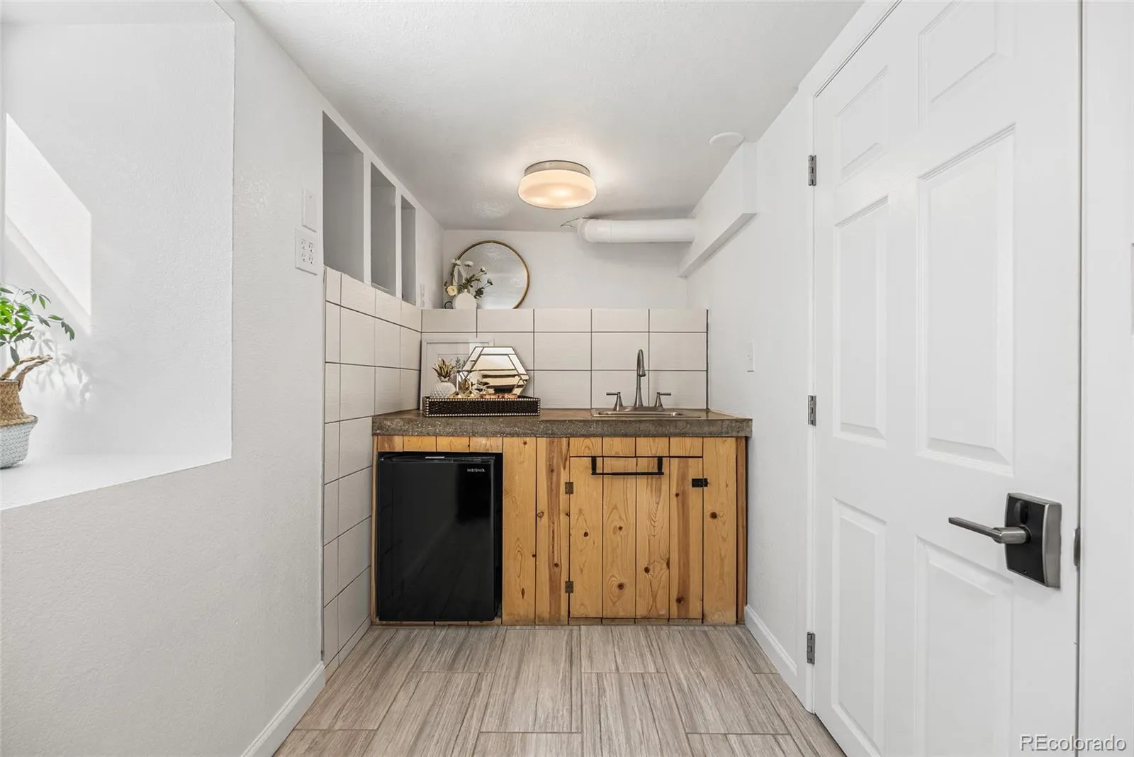 4975 Knox Court Denver CO 80221 MLS #REC3063182 05062026230804 1600 26