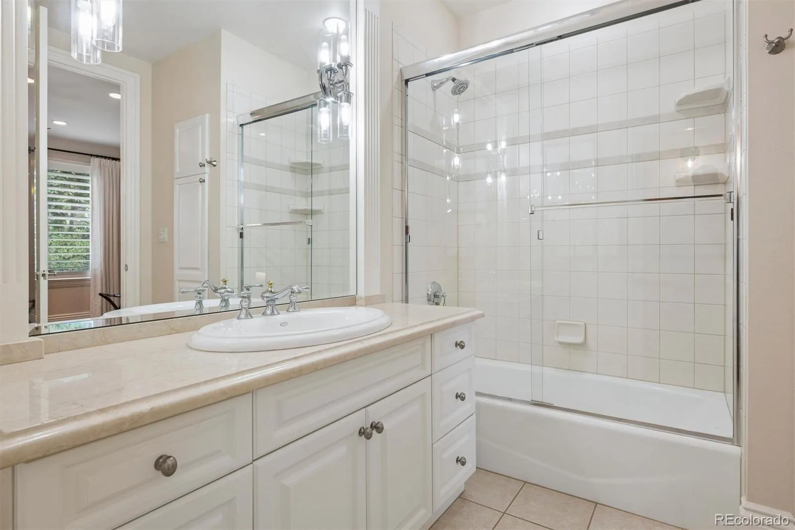 2700 E 4th Avenue Denver CO 80206 | MLS #REC3065495 08182026220518 1600 32