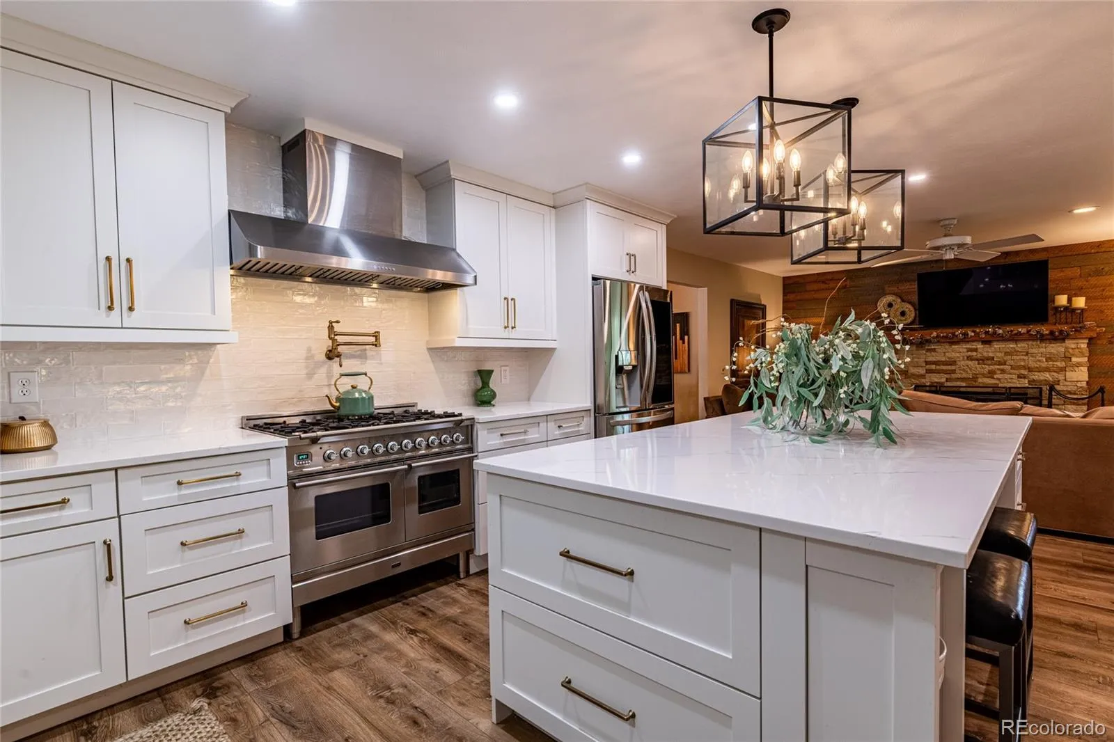 8250 Carriage Lane Parker CO 80134 MLS #REC3065783 05232026092751 1600 16