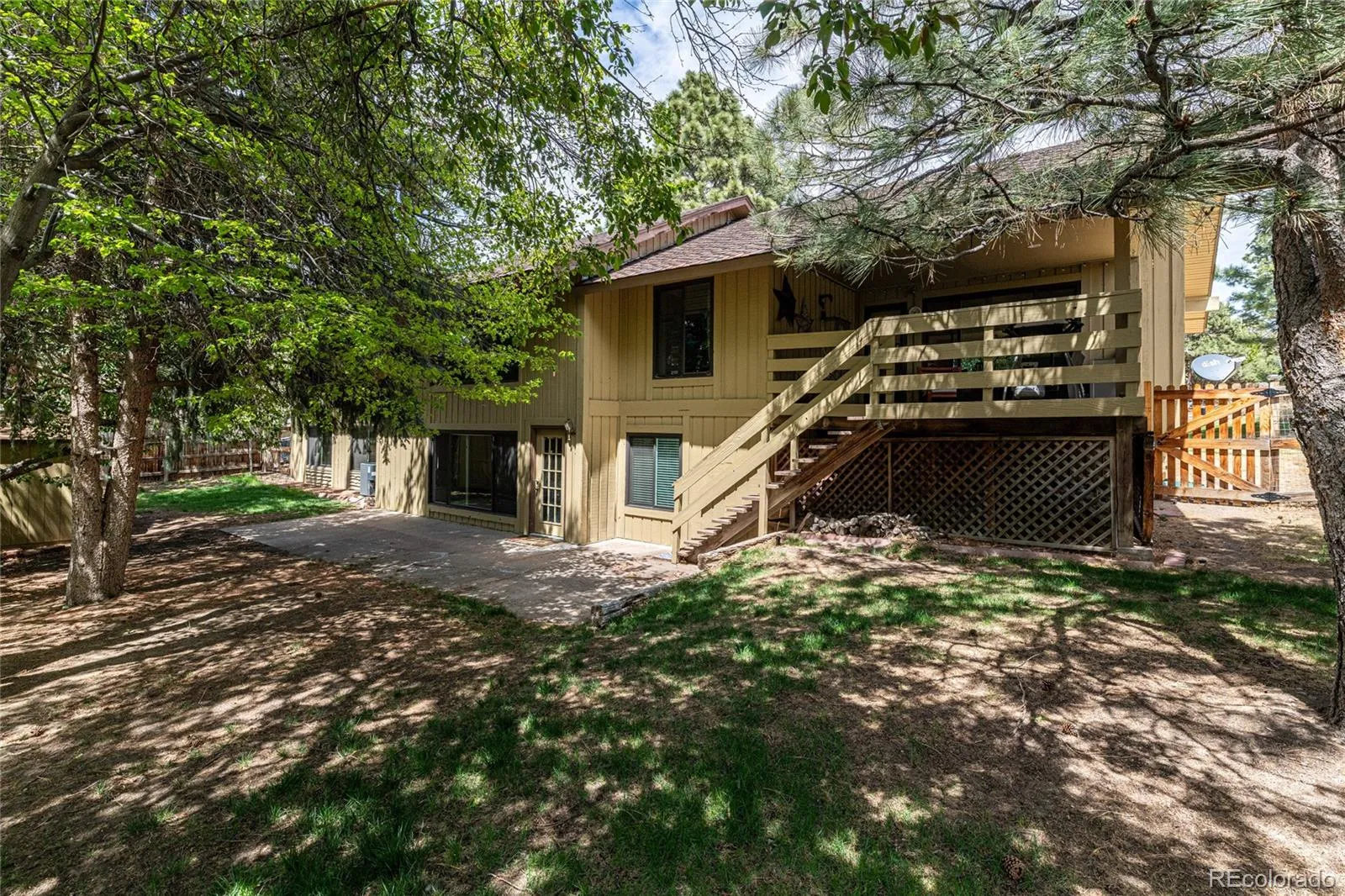 8250 Carriage Lane Parker CO 80134 MLS #REC3065783 05232026092751 1600 21
