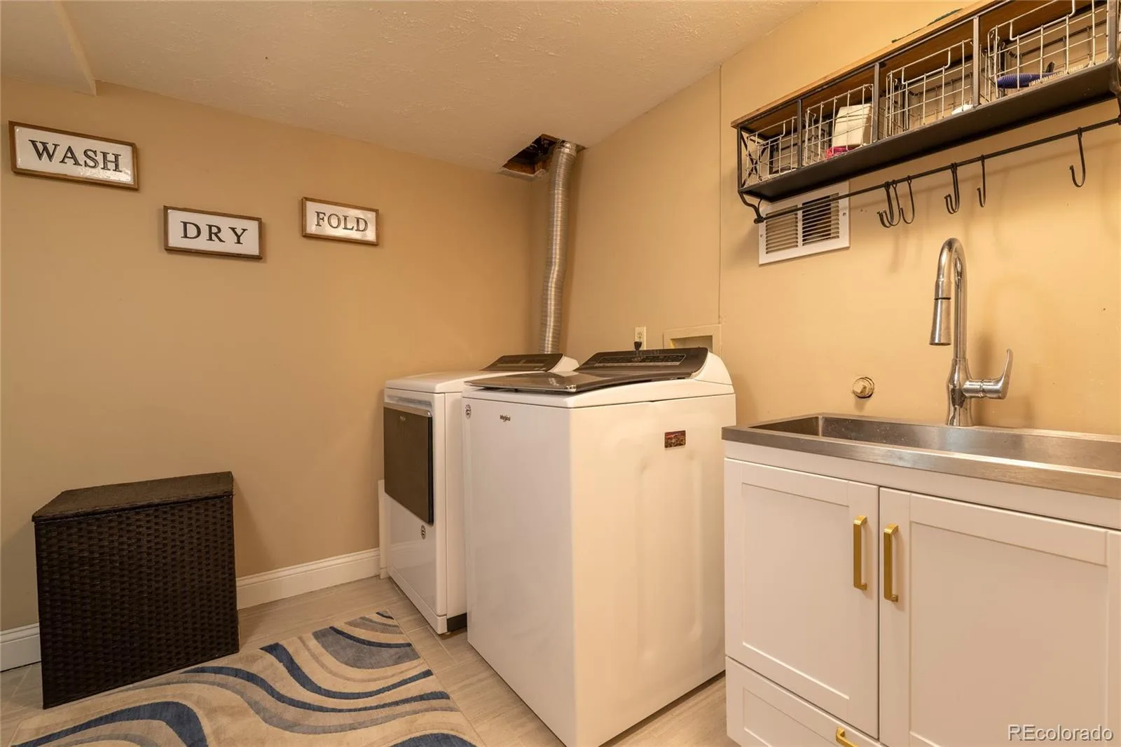 8250 Carriage Lane Parker CO 80134 MLS #REC3065783 06122026065351 1600 32