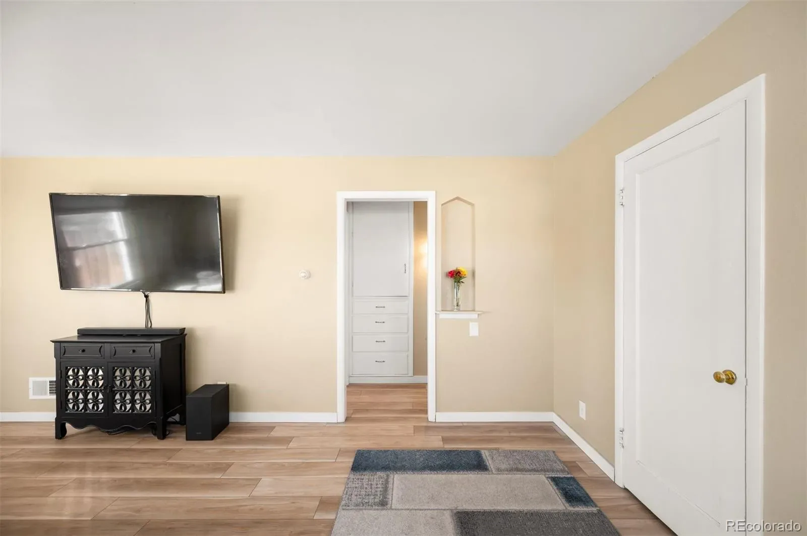 03132026062550 1600 14