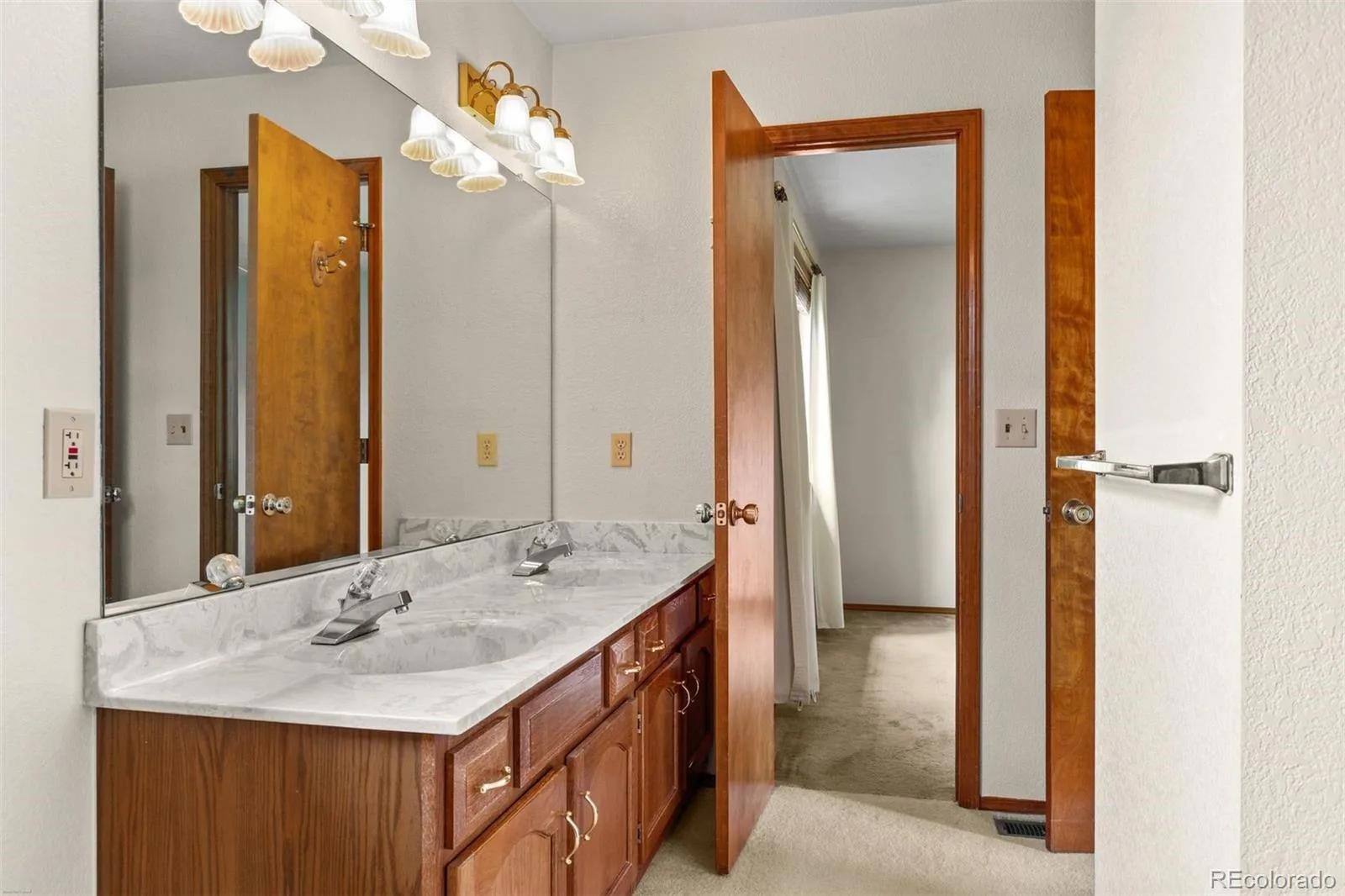 904 Homestake Drive Golden CO 80401 | MLS #REC3066901 08072026172618 1600 26
