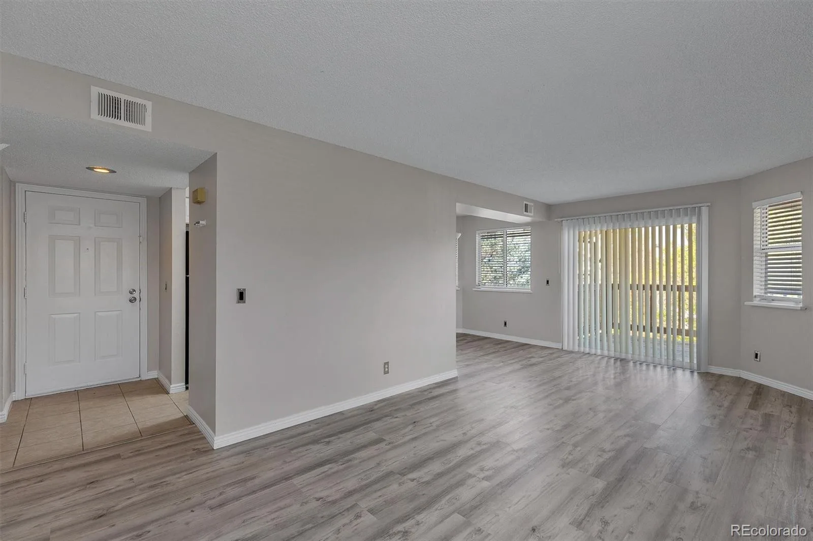 17630 E Loyola Drive #1832L Aurora CO 80013 | MLS #REC3067936 10022026233022 1600 3