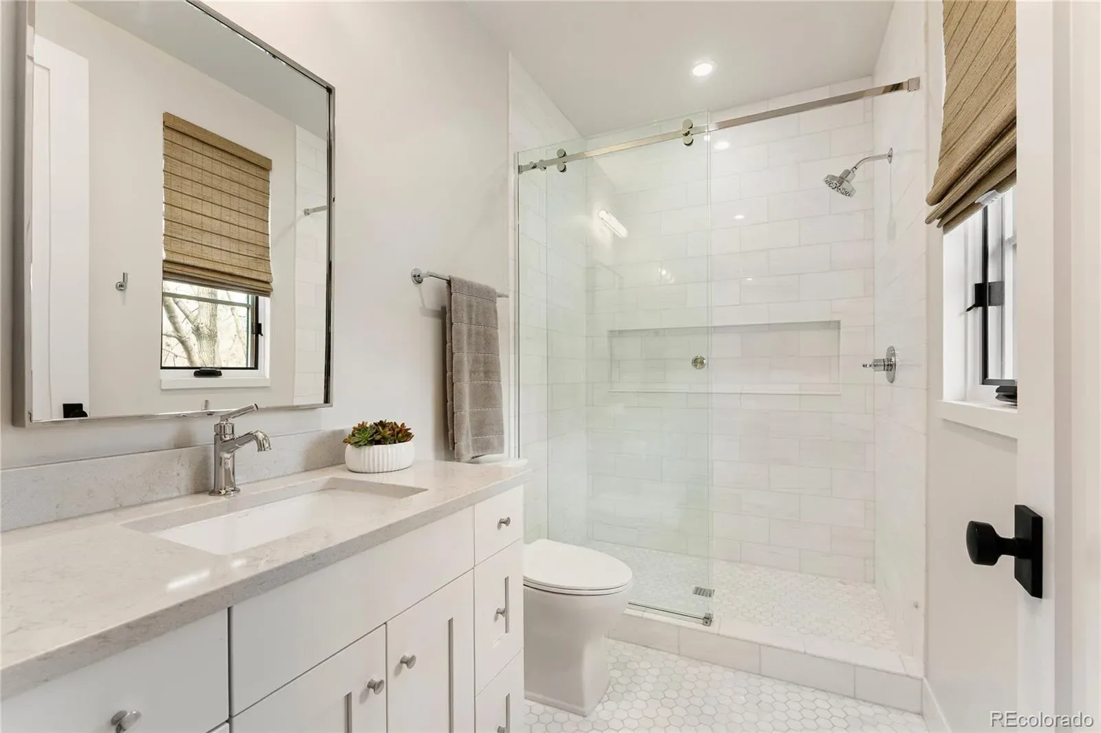 03172026183722 1600 33