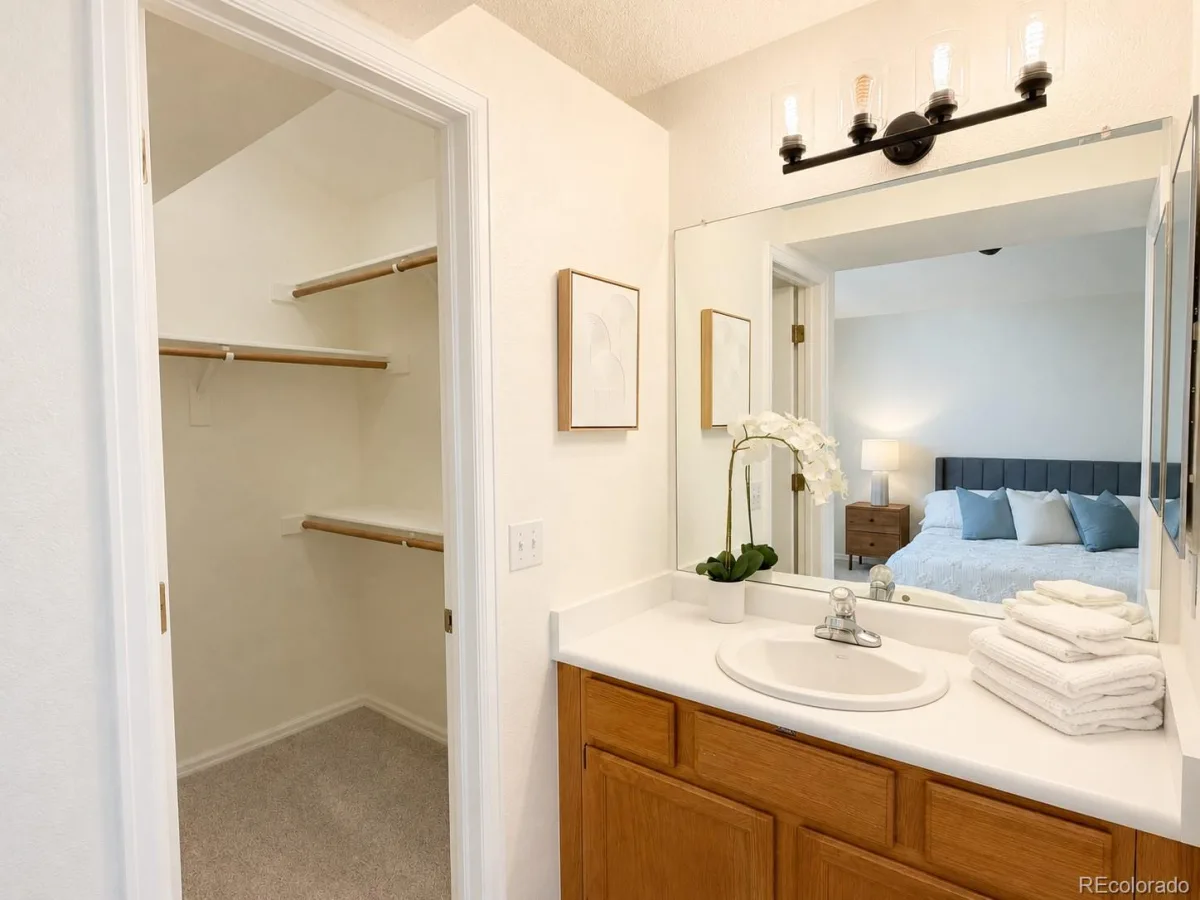 4905 N Sungold Lane Castle Rock CO 80109 | MLS #REC3069301 07242026005805 1200 22