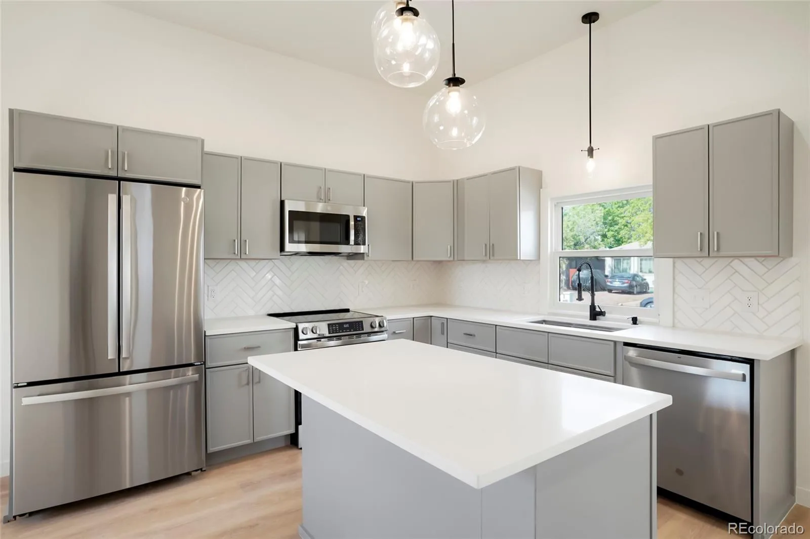 4736 Clayton Street Denver CO 80216 MLS #REC3069948 07242026185459 1600 11