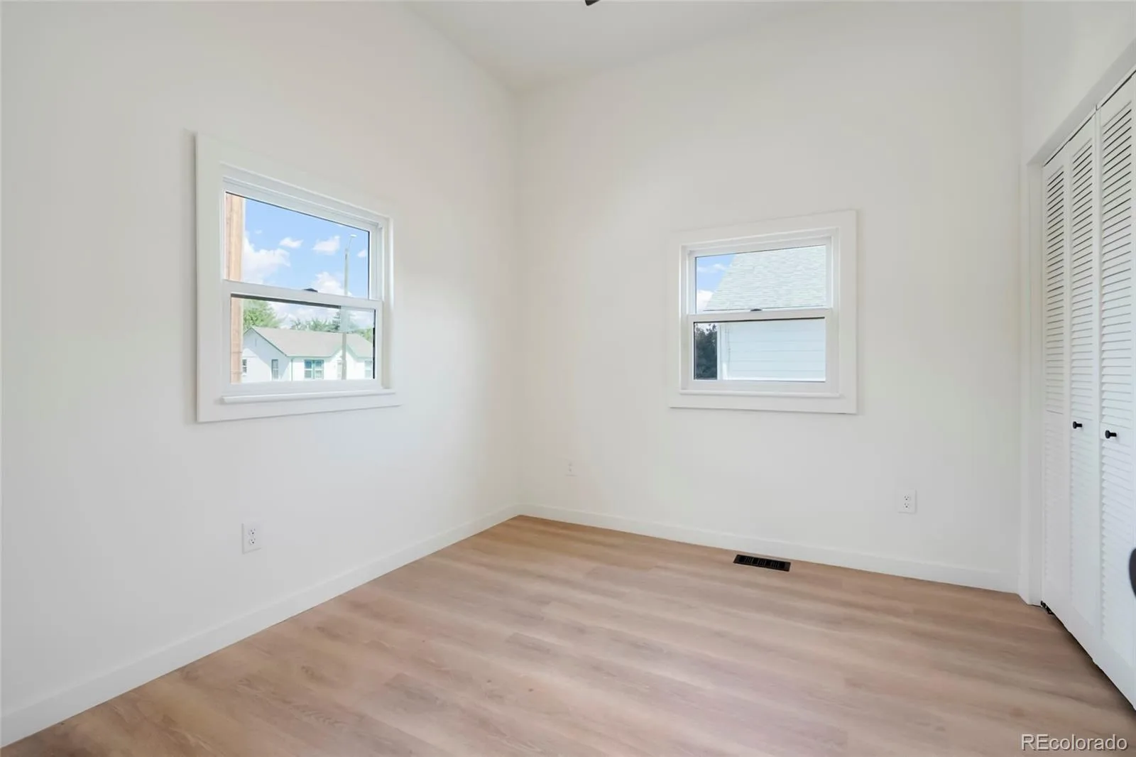 4736 Clayton Street Denver CO 80216 MLS #REC3069948 07242026185459 1600 22
